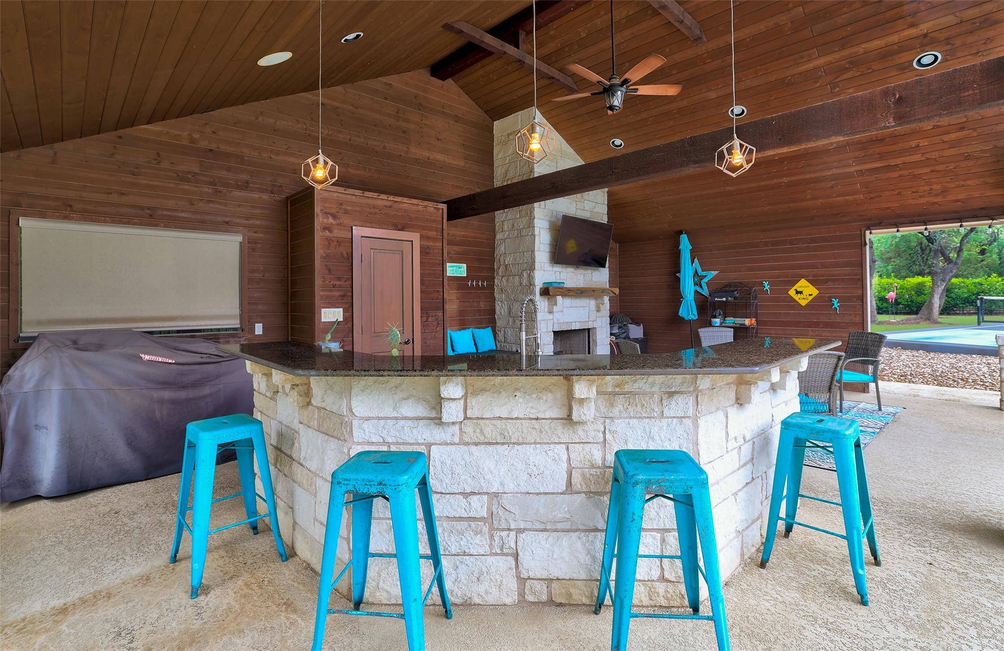 213 Vista Ln, Georgetown, TX 78633