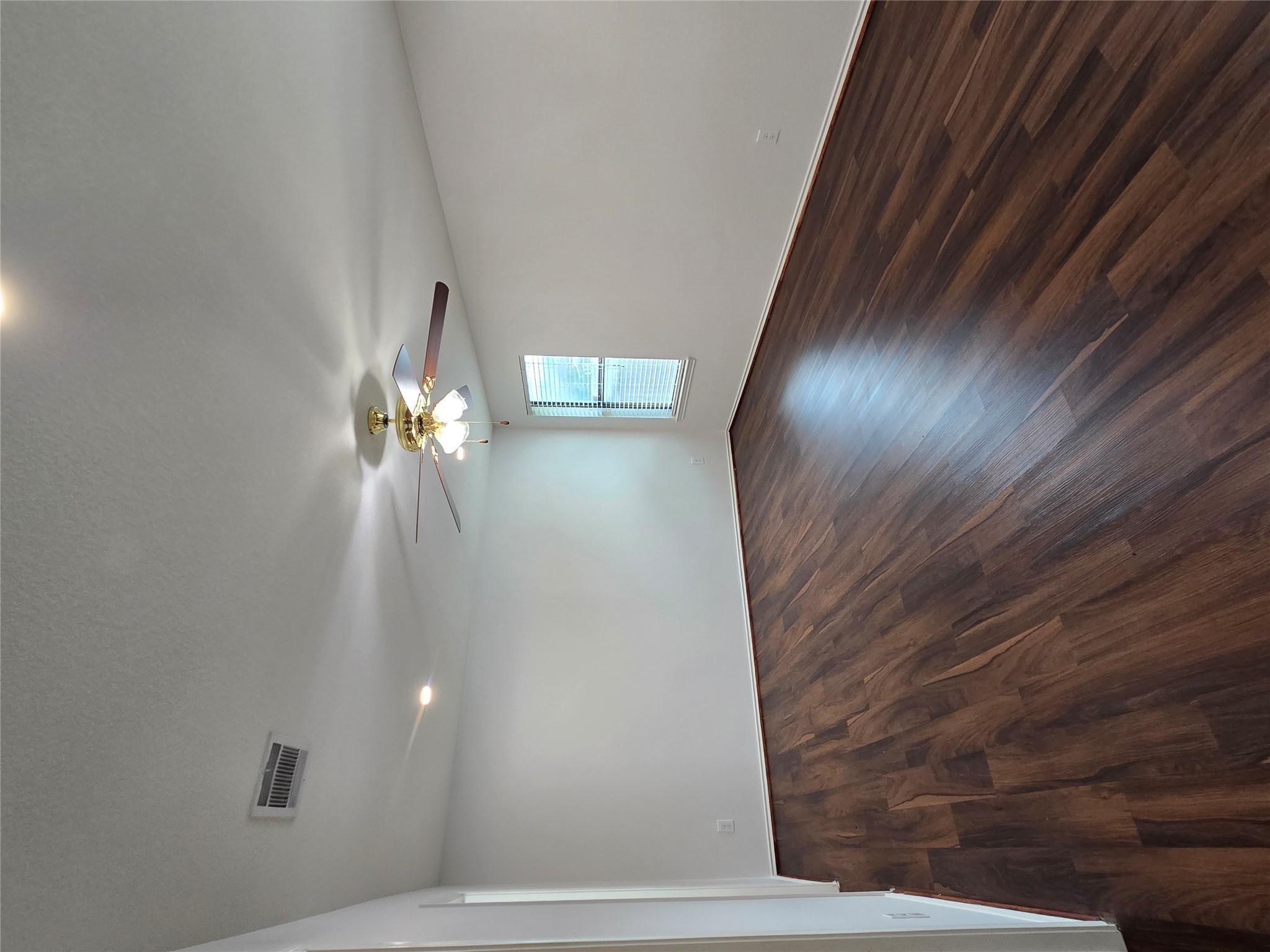 1124 Hyde Park Dr, Round Rock, TX 78665