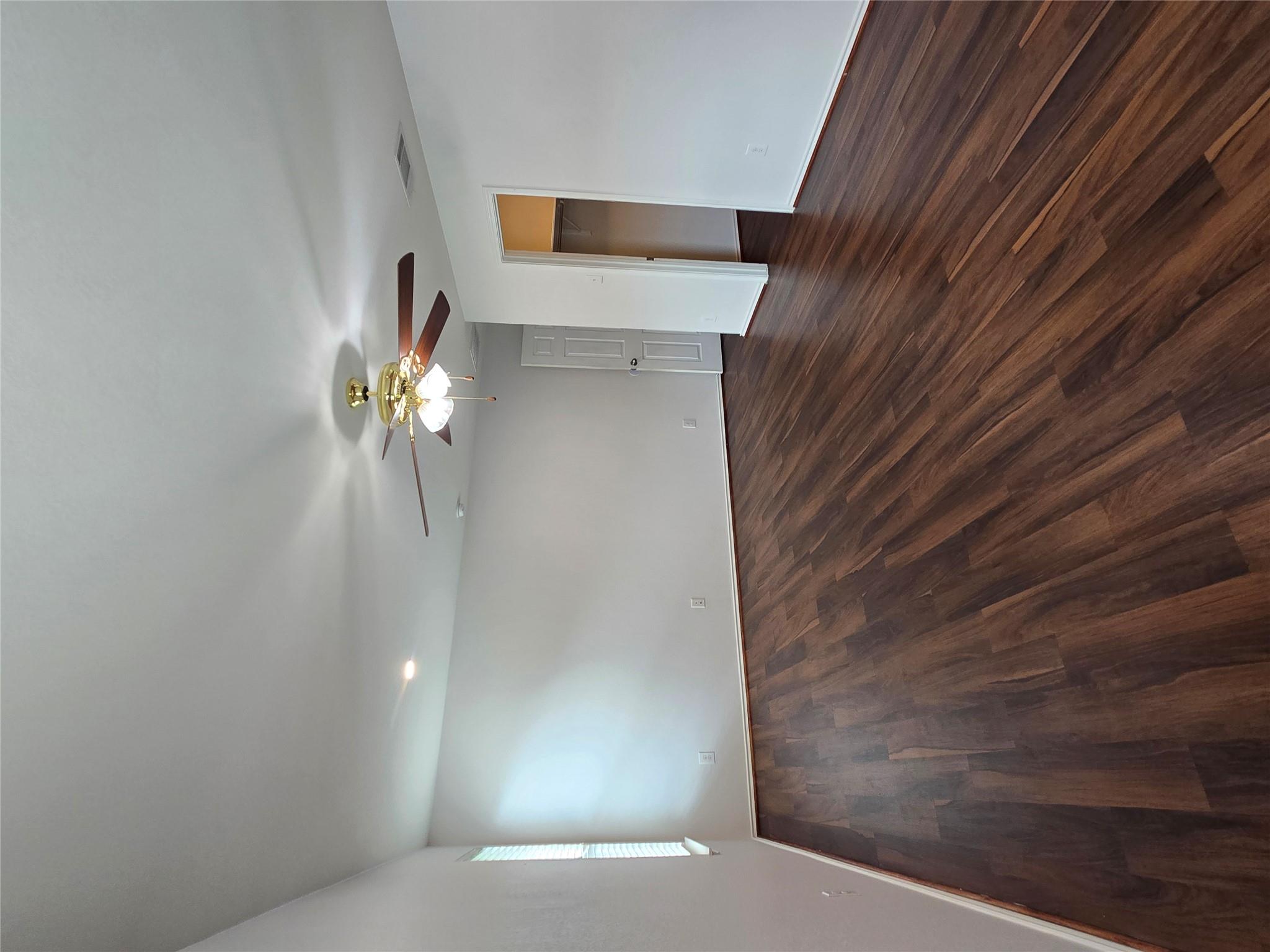 1124 Hyde Park Dr, Round Rock, TX 78665