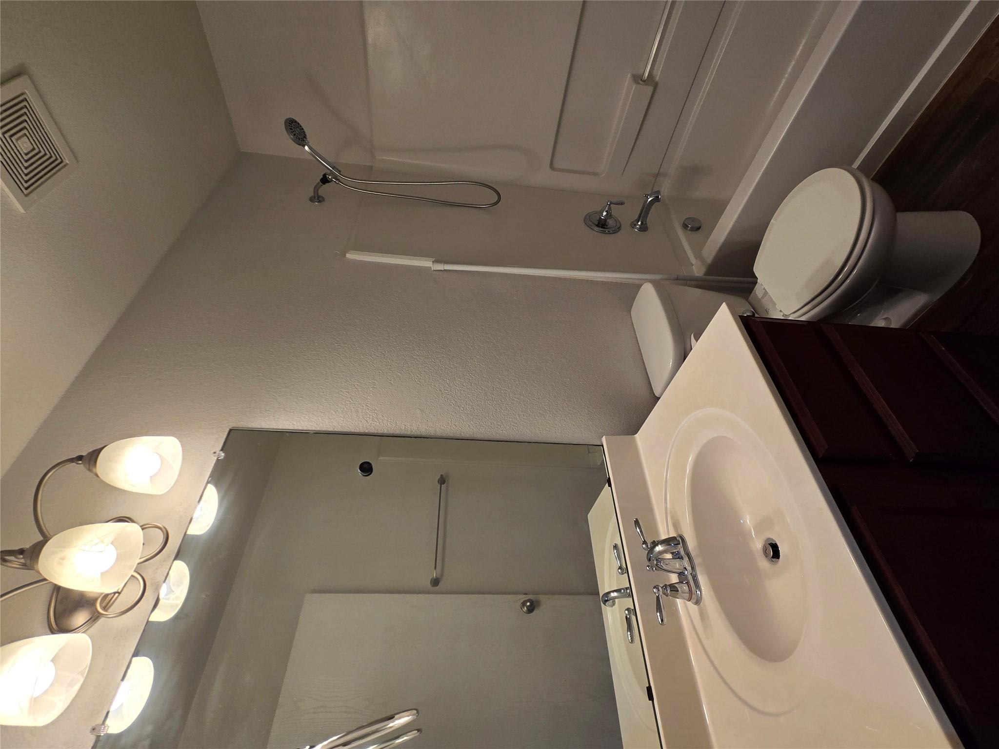 1124 Hyde Park Dr, Round Rock, TX 78665