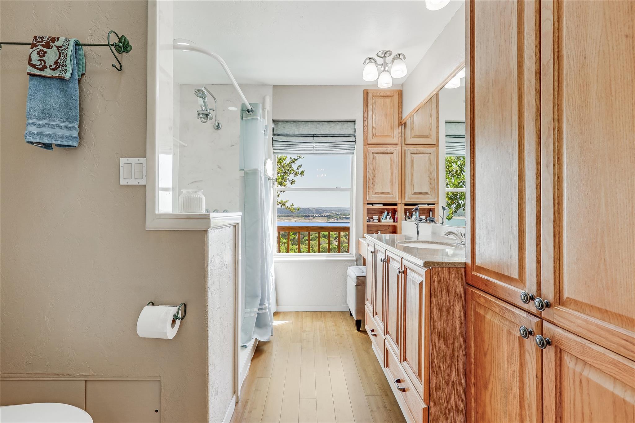 19519 Draper Mountain Trl, Lago Vista, TX 78645