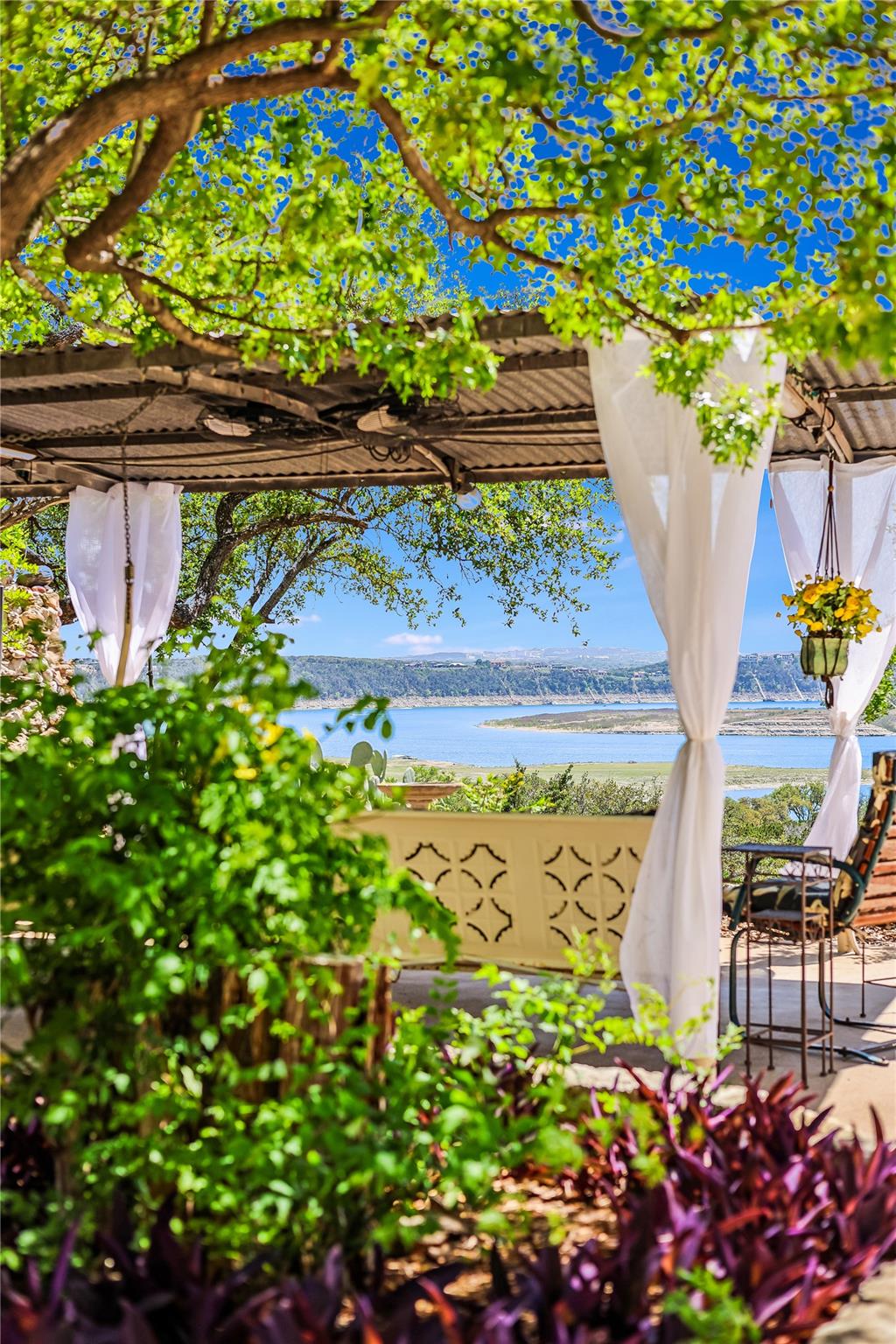 19519 Draper Mountain Trl, Lago Vista, TX 78645