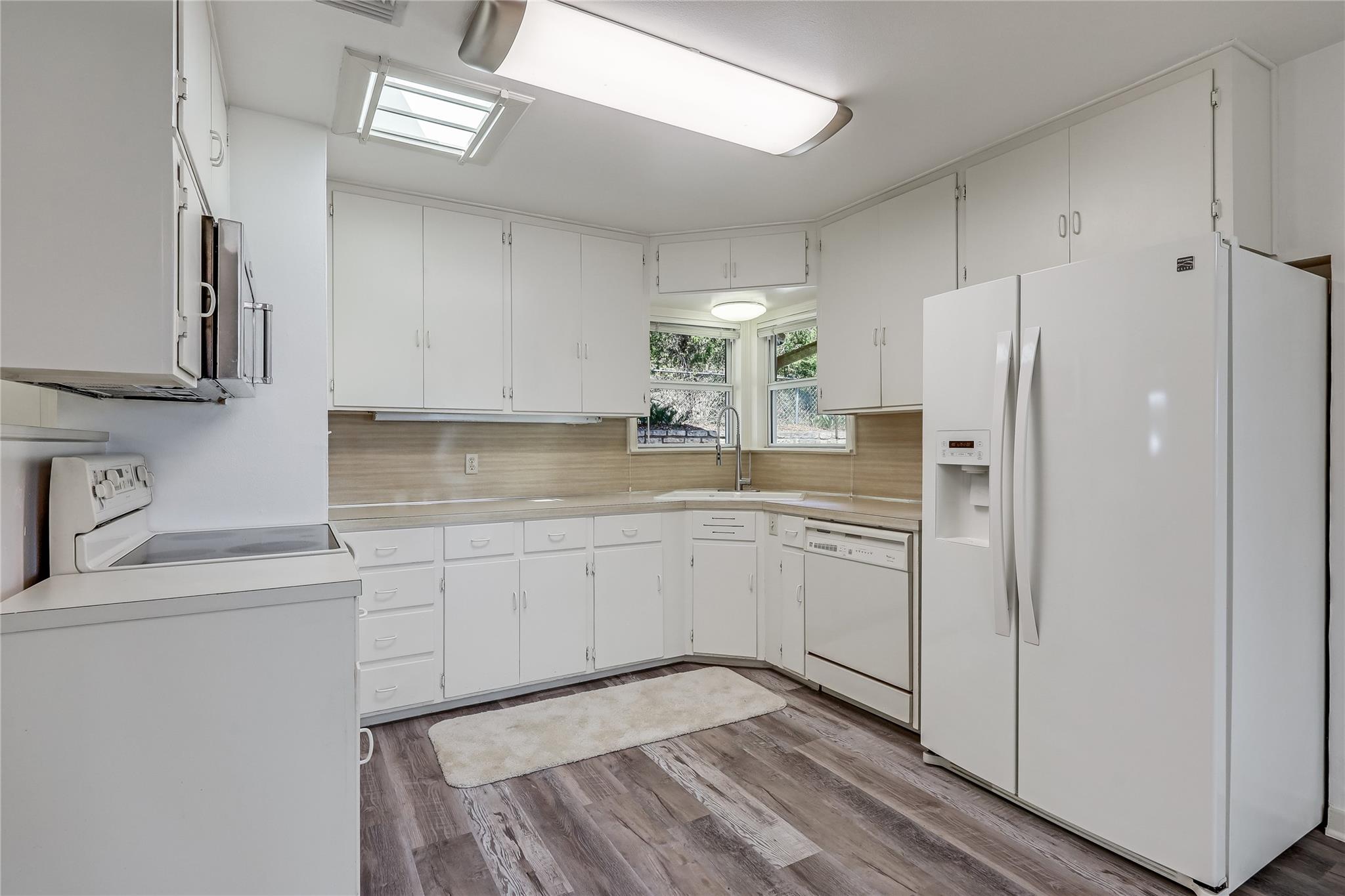 19519 Draper Mountain Trl, Lago Vista, TX 78645