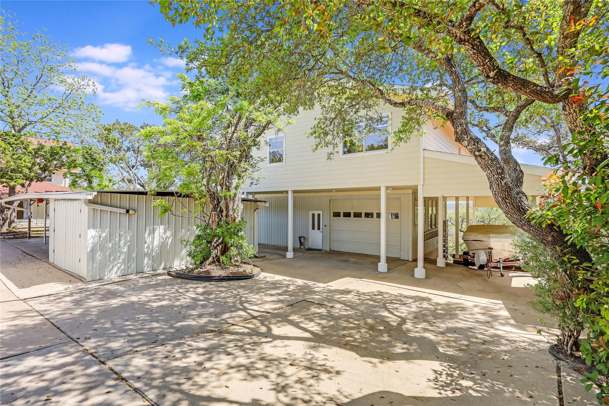 19519 Draper Mountain Trl, Lago Vista, TX 78645