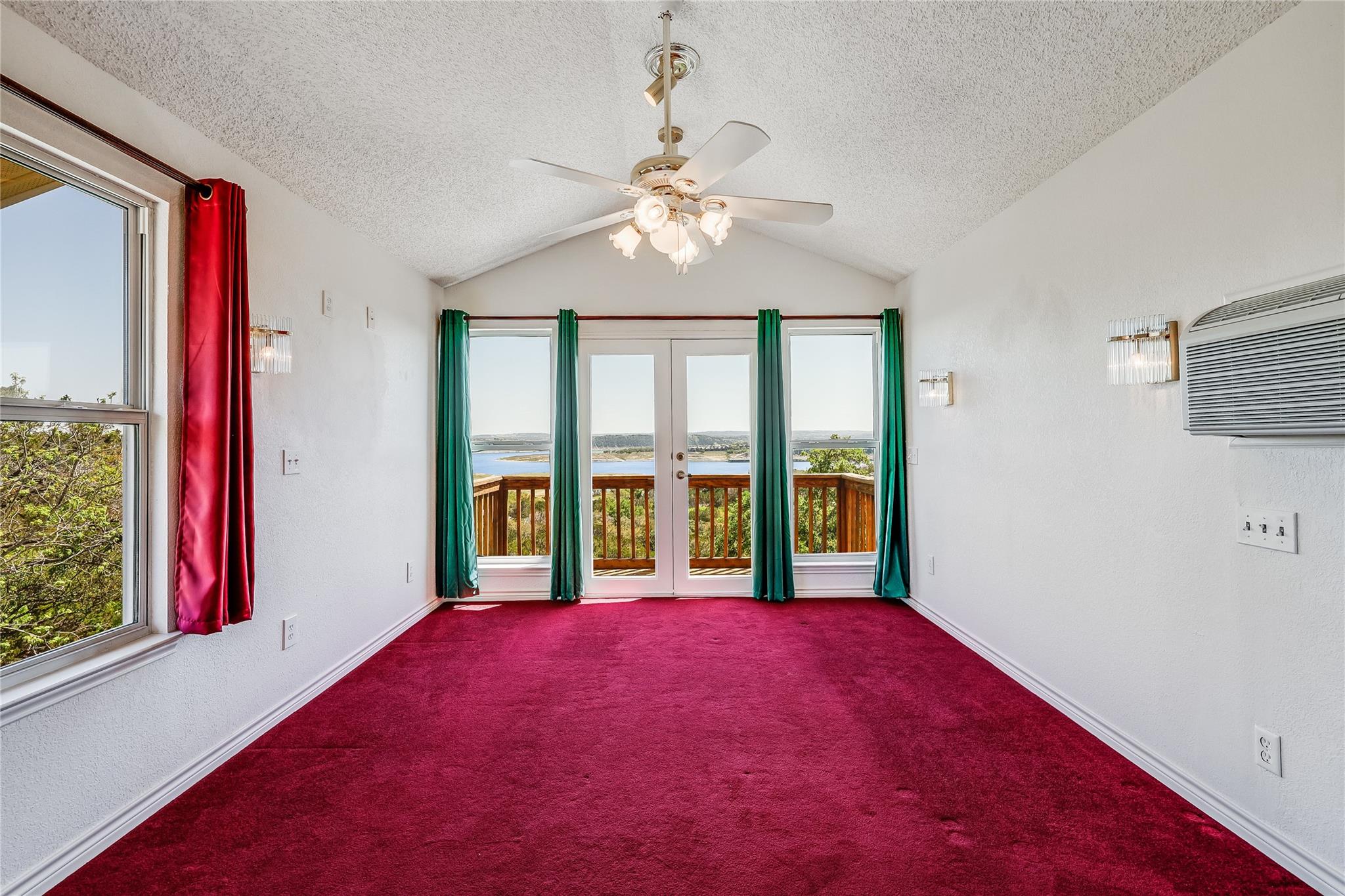 19519 Draper Mountain Trl, Lago Vista, TX 78645