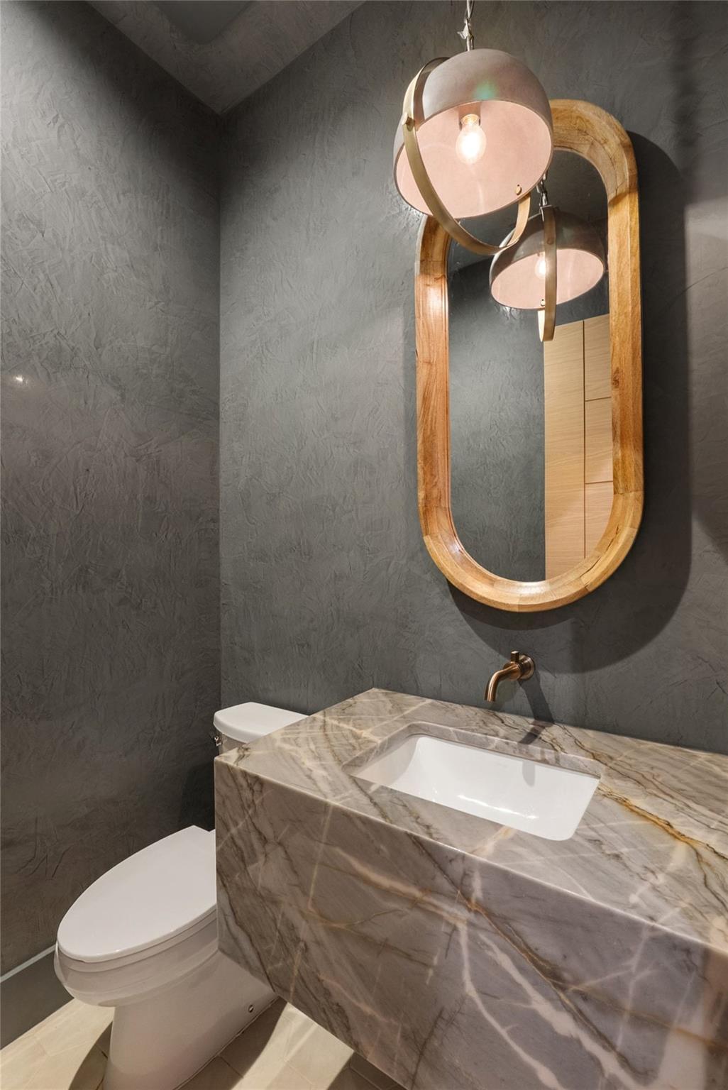 814 The Trails Pkwy, Horseshoe Bay, TX 78657