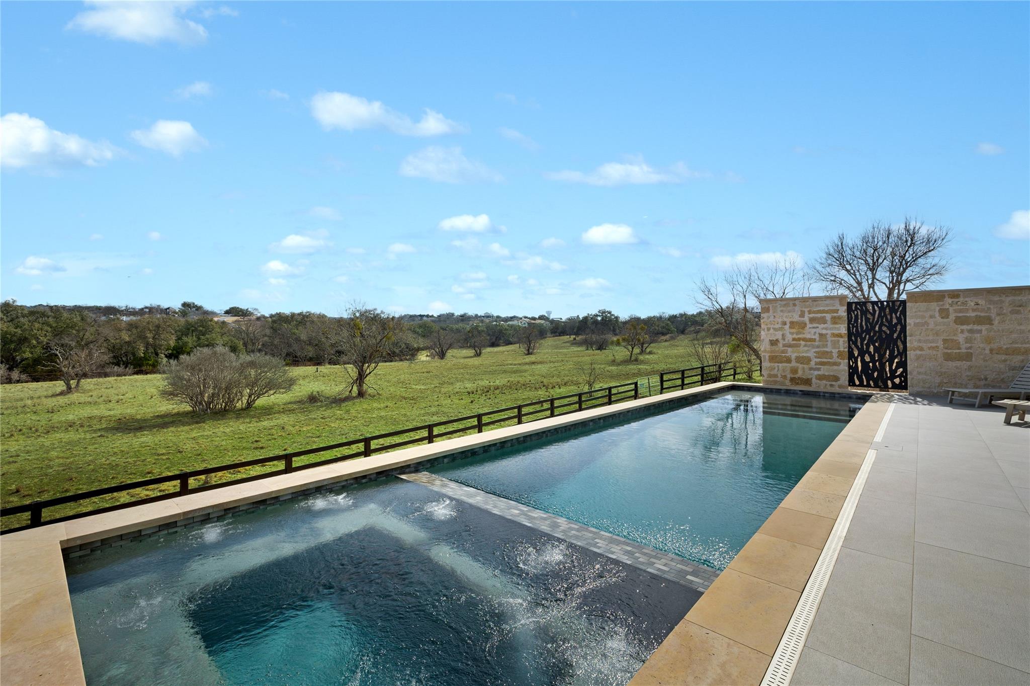 814 The Trails Pkwy, Horseshoe Bay, TX 78657