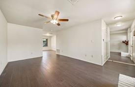 8235 Summer Side Dr, Austin, TX 78759