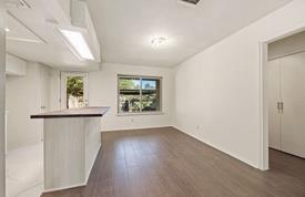 8235 Summer Side Dr, Austin, TX 78759