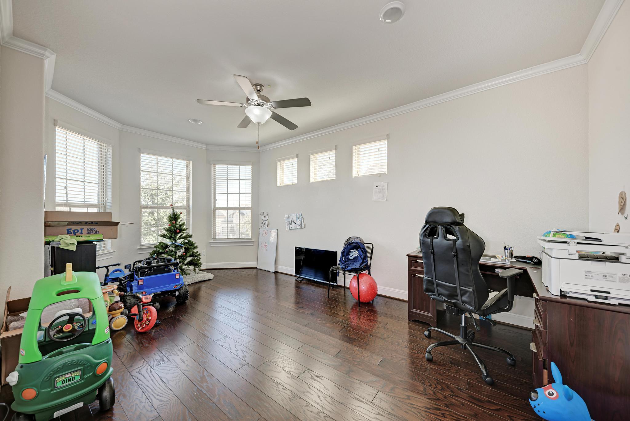 5304 Cipriano Dr, Austin, TX 78738