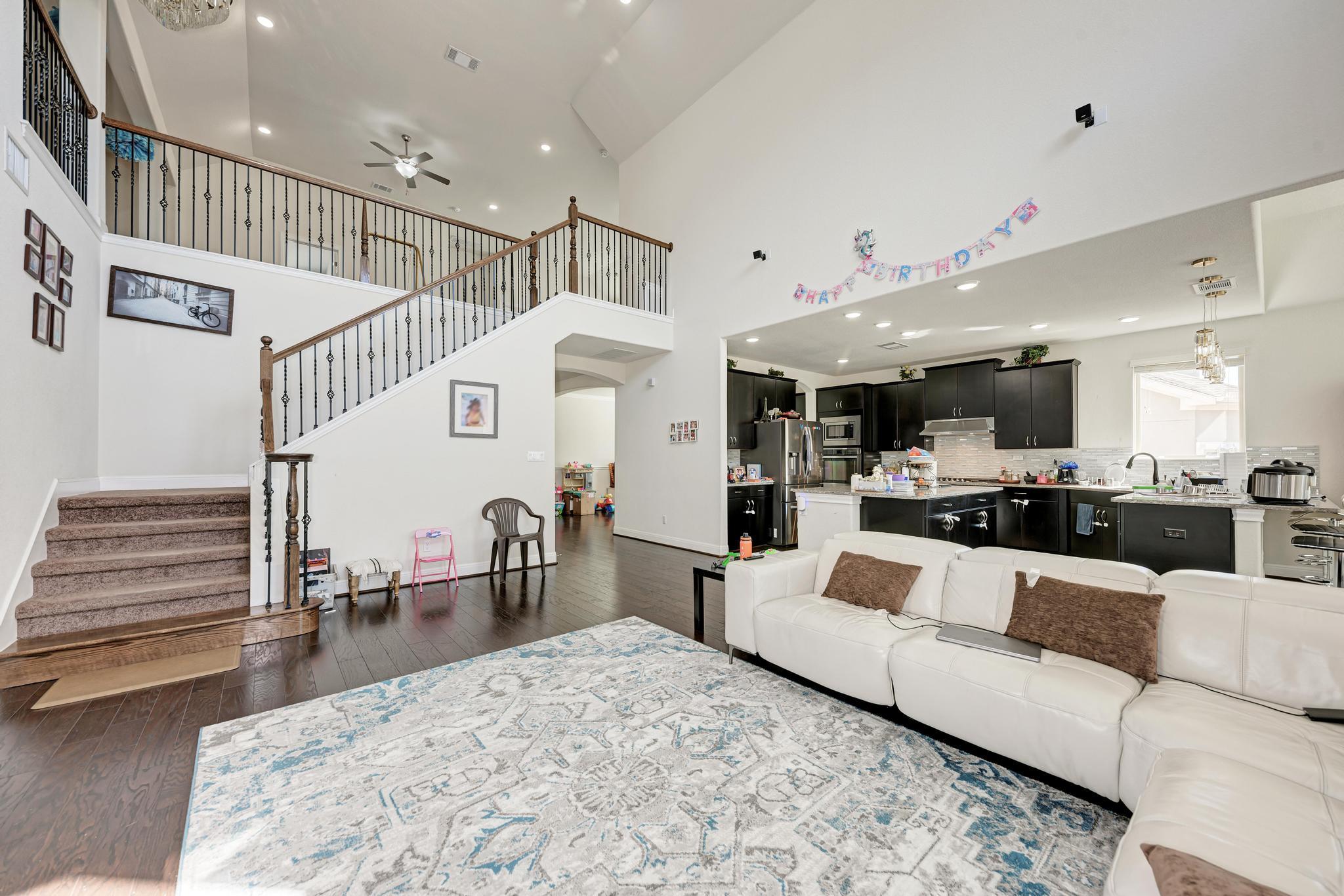 5304 Cipriano Dr, Austin, TX 78738