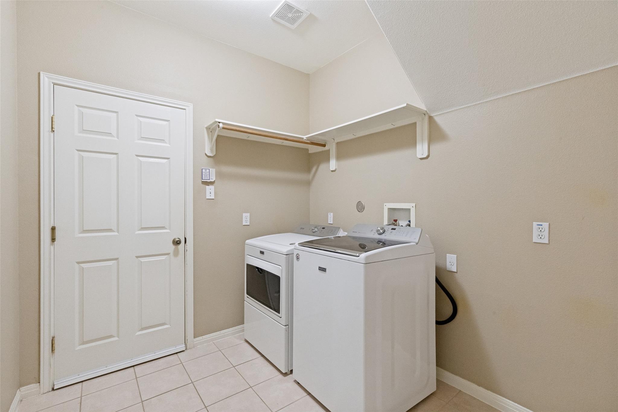 2244 Fernspring Dr, Round Rock, TX 78665