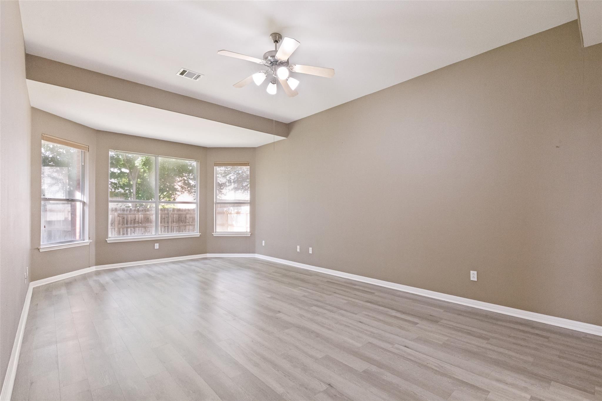 2244 Fernspring Dr, Round Rock, TX 78665