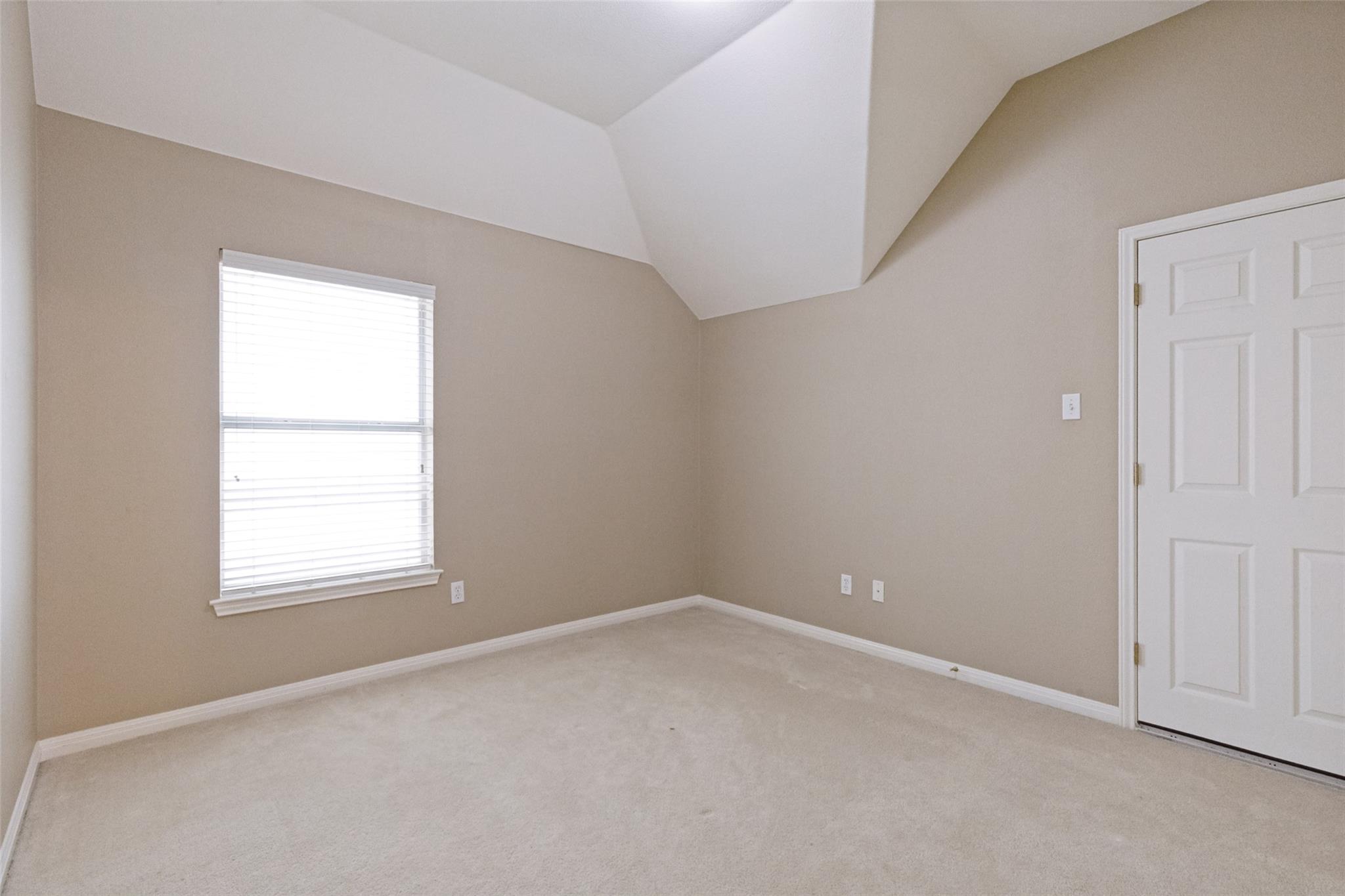 2244 Fernspring Dr, Round Rock, TX 78665