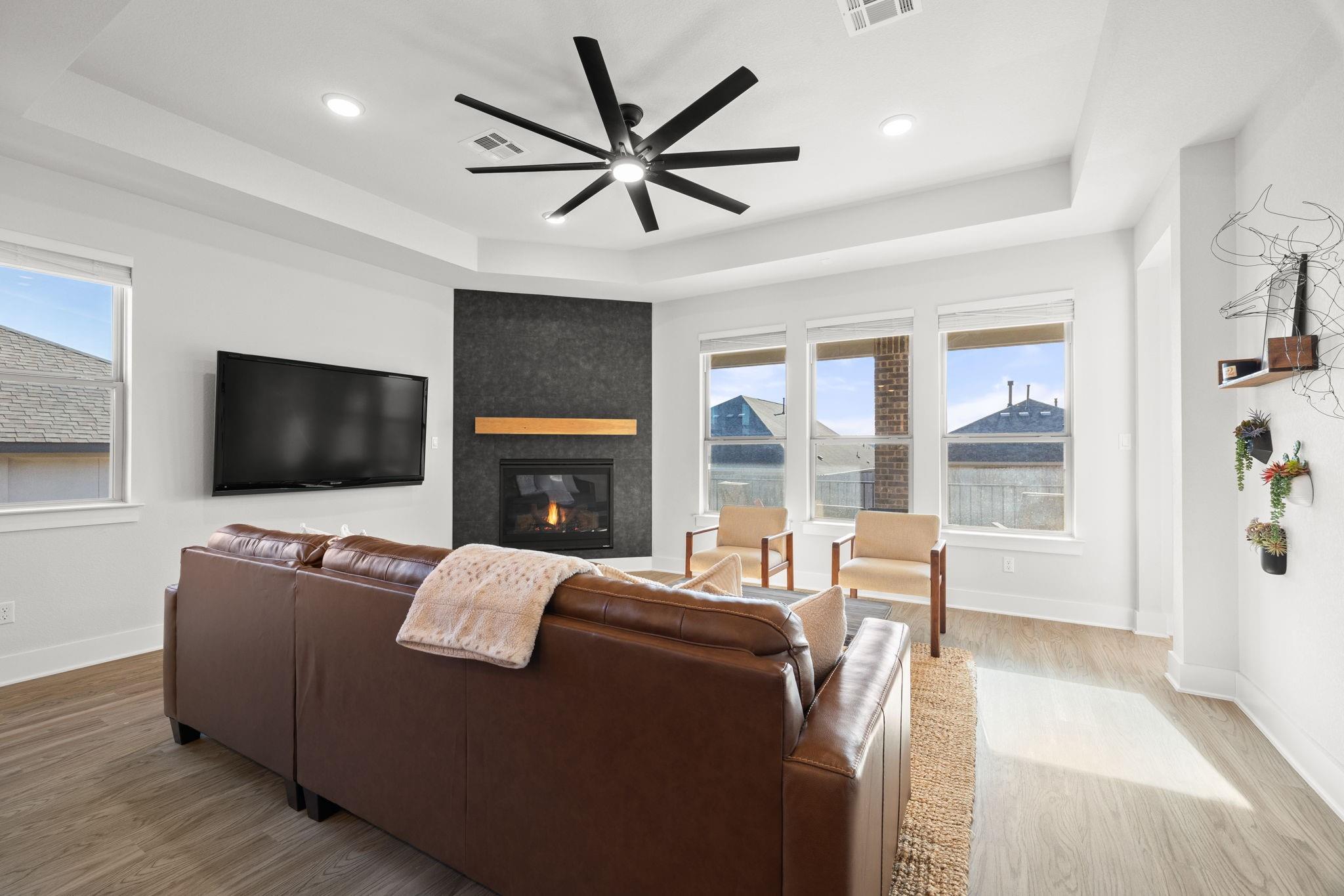 319 Pecos River Xing, Dripping Springs, TX 78620