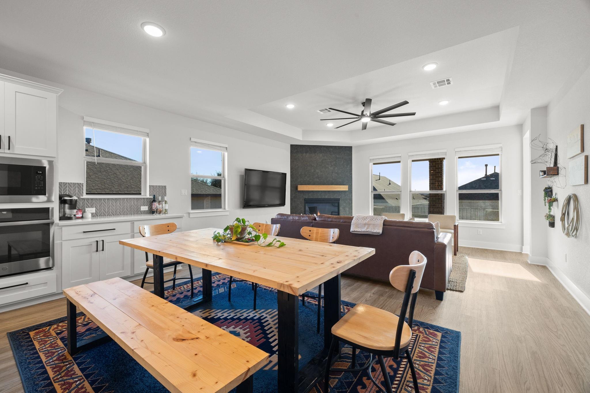 319 Pecos River Xing, Dripping Springs, TX 78620