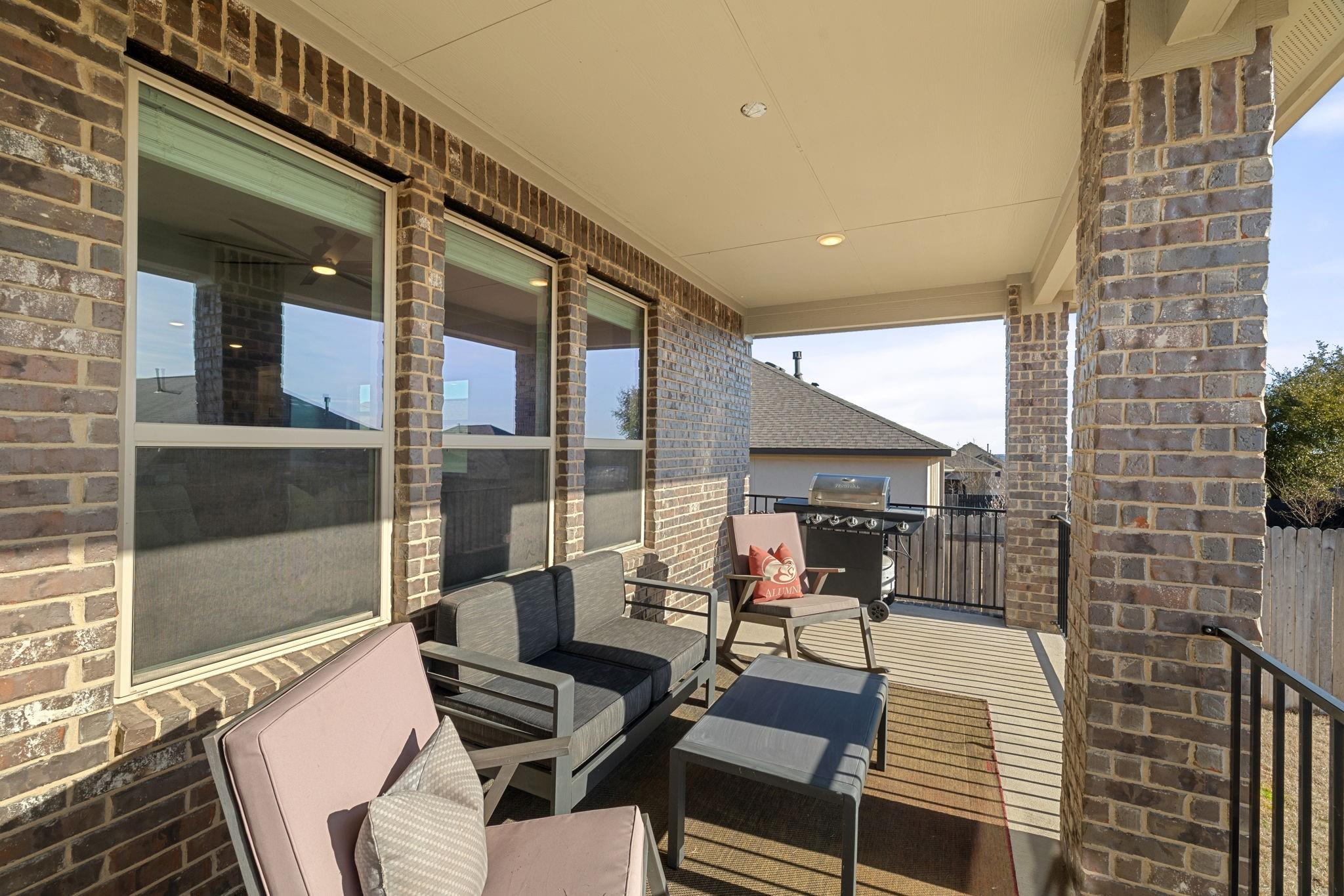 319 Pecos River Xing, Dripping Springs, TX 78620