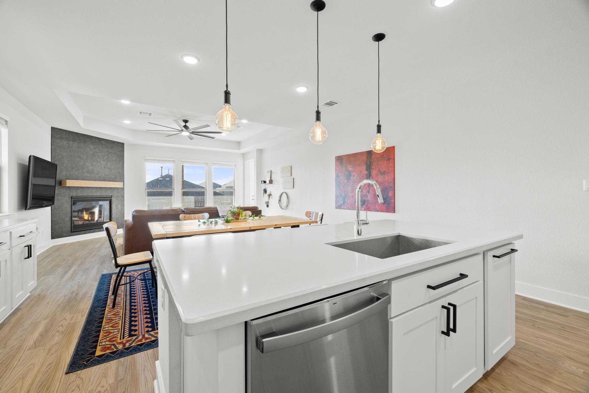 319 Pecos River Xing, Dripping Springs, TX 78620