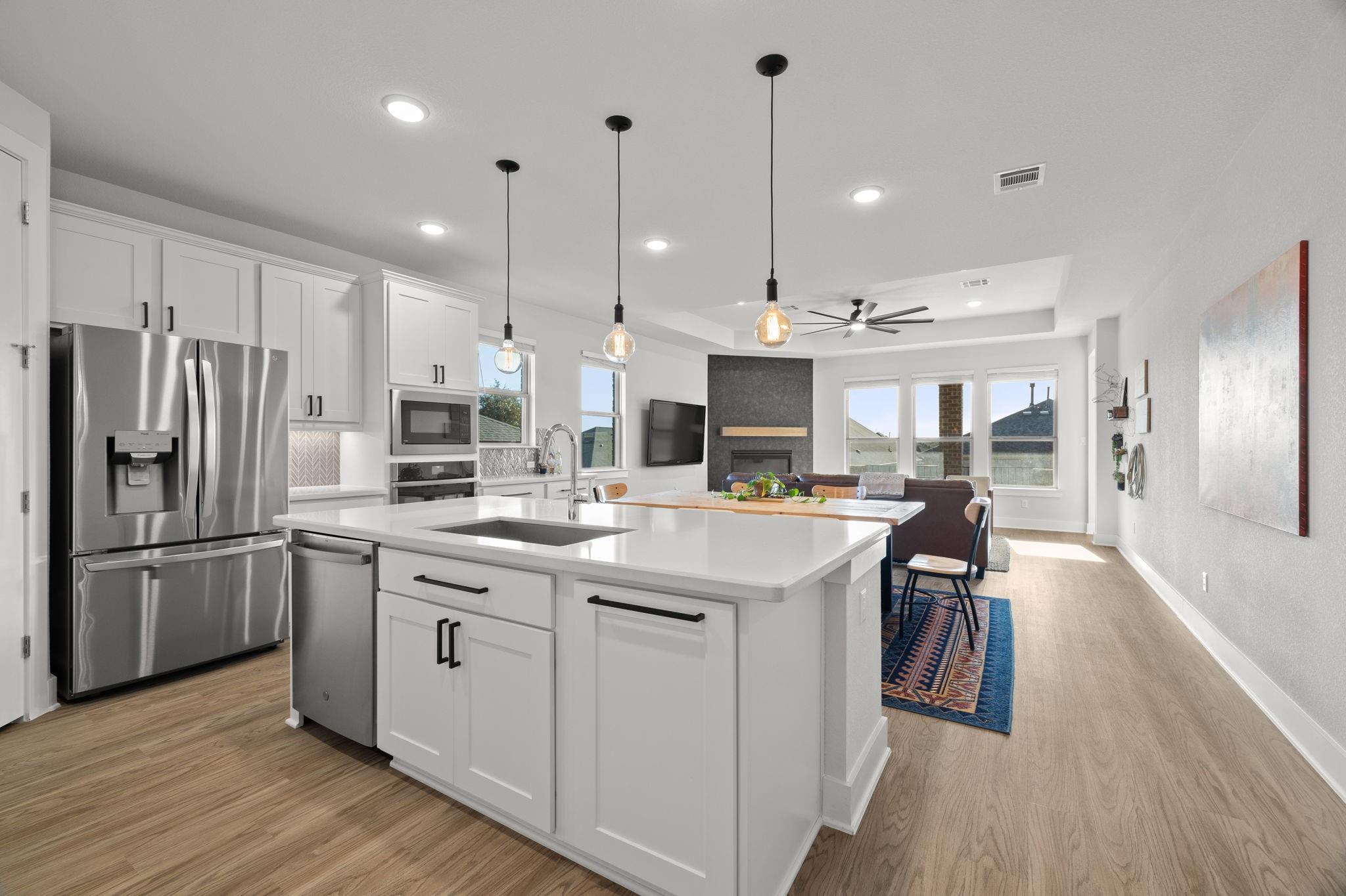 319 Pecos River Xing, Dripping Springs, TX 78620