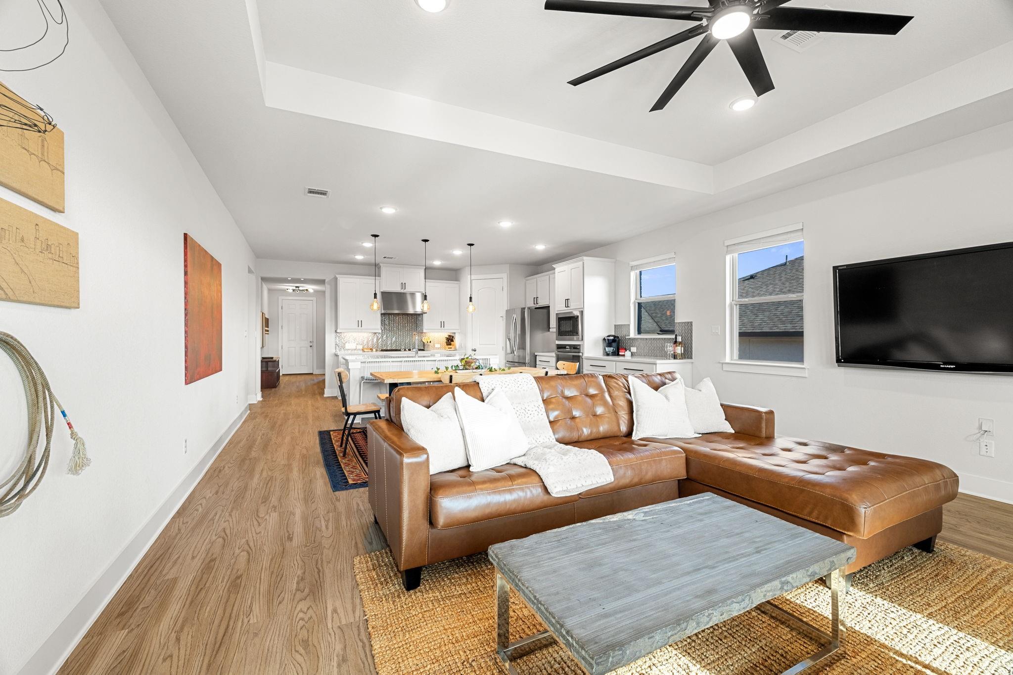 319 Pecos River Xing, Dripping Springs, TX 78620