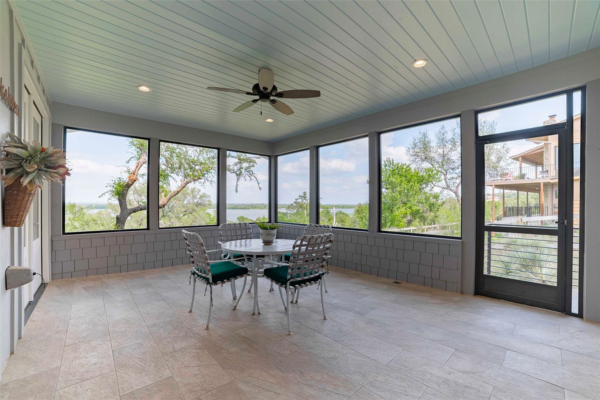 3413 Blue Lake Dr, Horseshoe Bay, TX 78657
