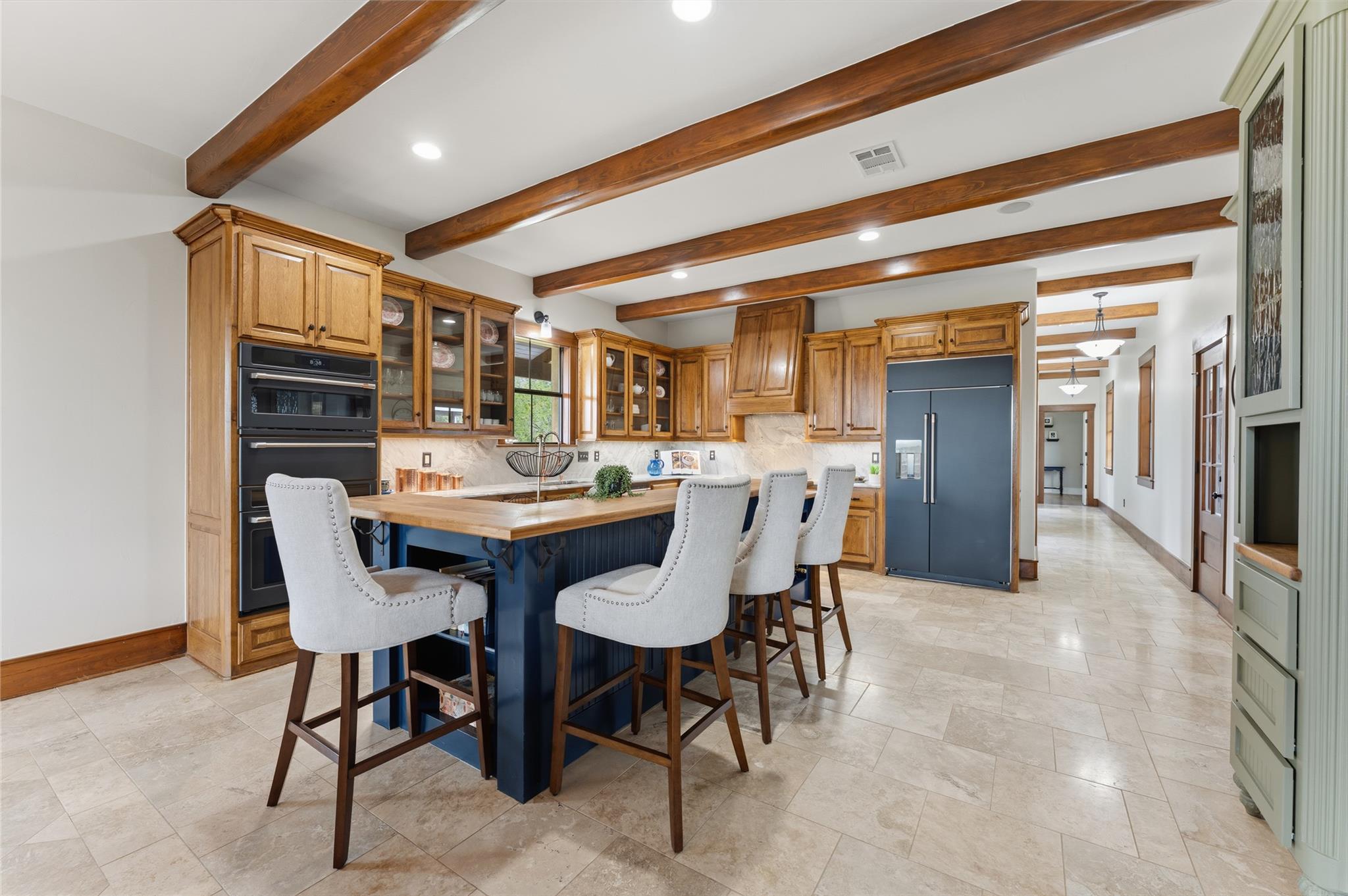 424 Hidden Creek Dr, Dripping Springs, TX 78620