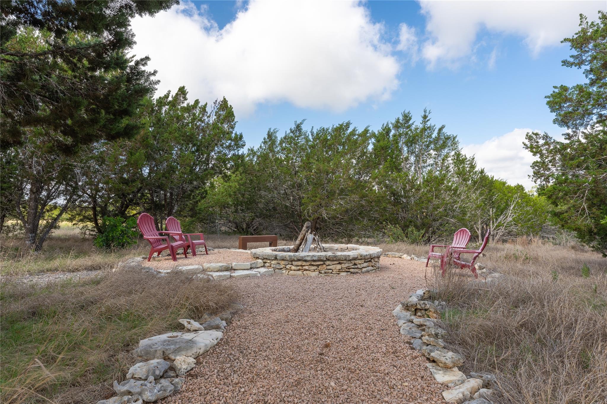 424 Hidden Creek Dr, Dripping Springs, TX 78620