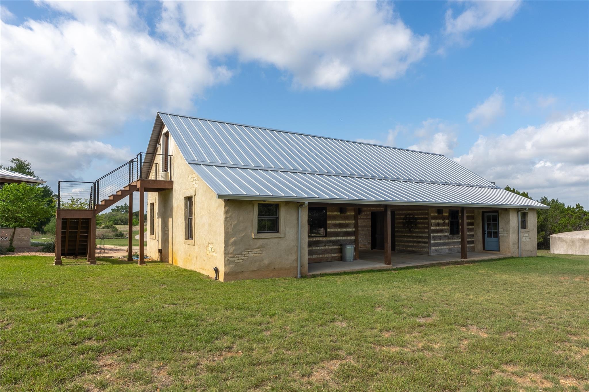 424 Hidden Creek Dr, Dripping Springs, TX 78620