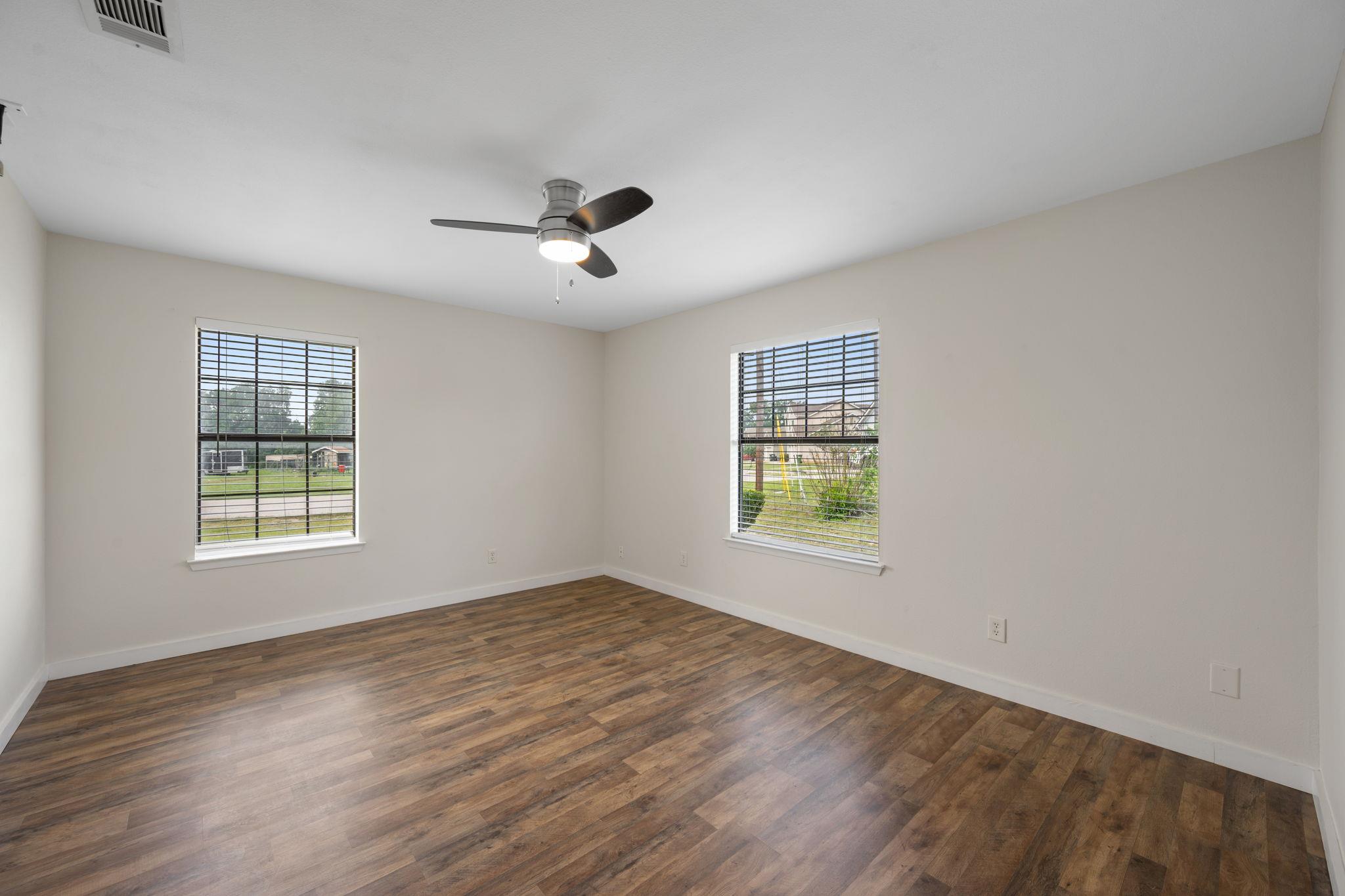 201 Kristi Ln, Liberty Hill, TX 78642