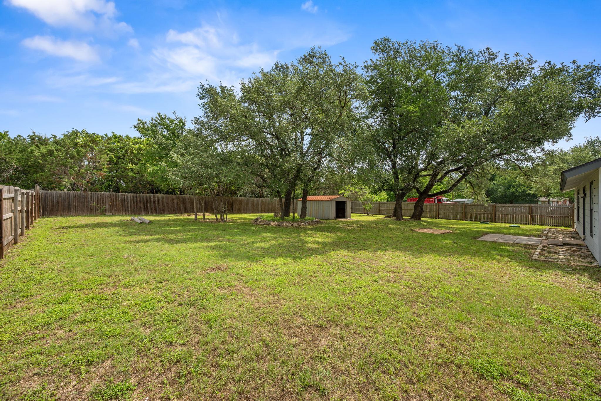 201 Kristi Ln, Liberty Hill, TX 78642