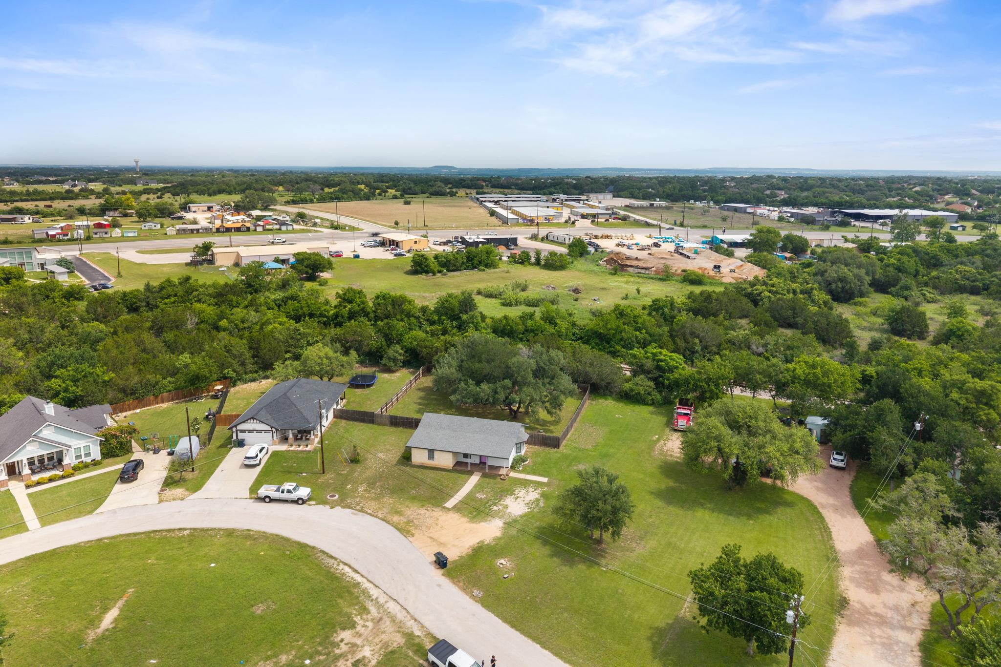 201 Kristi Ln, Liberty Hill, TX 78642