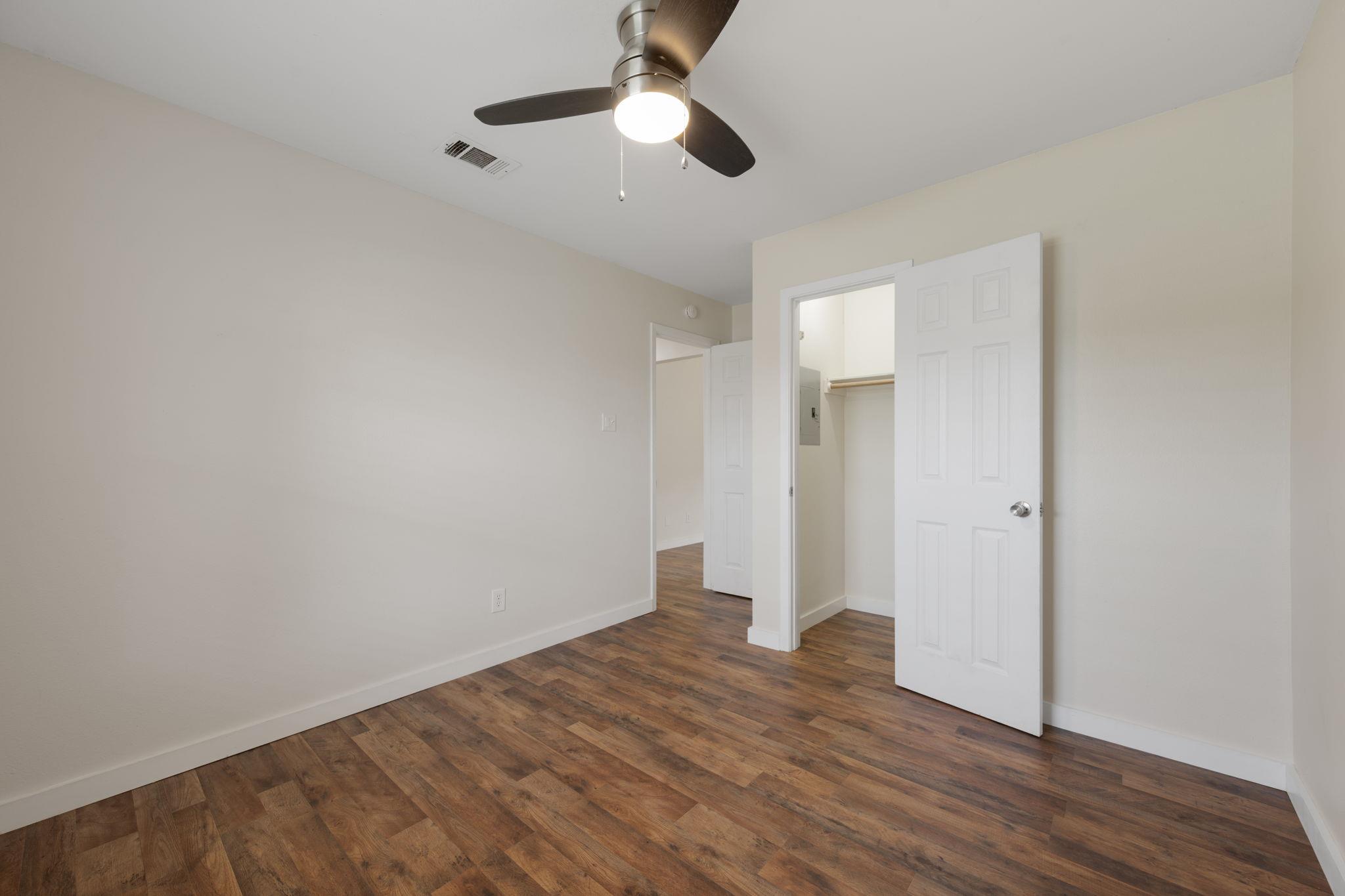 201 Kristi Ln, Liberty Hill, TX 78642