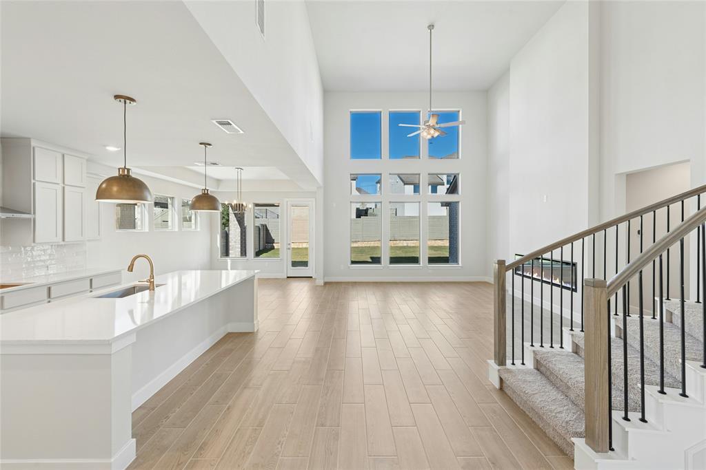 1612 Jay Wolf Dr, Georgetown, TX 78628