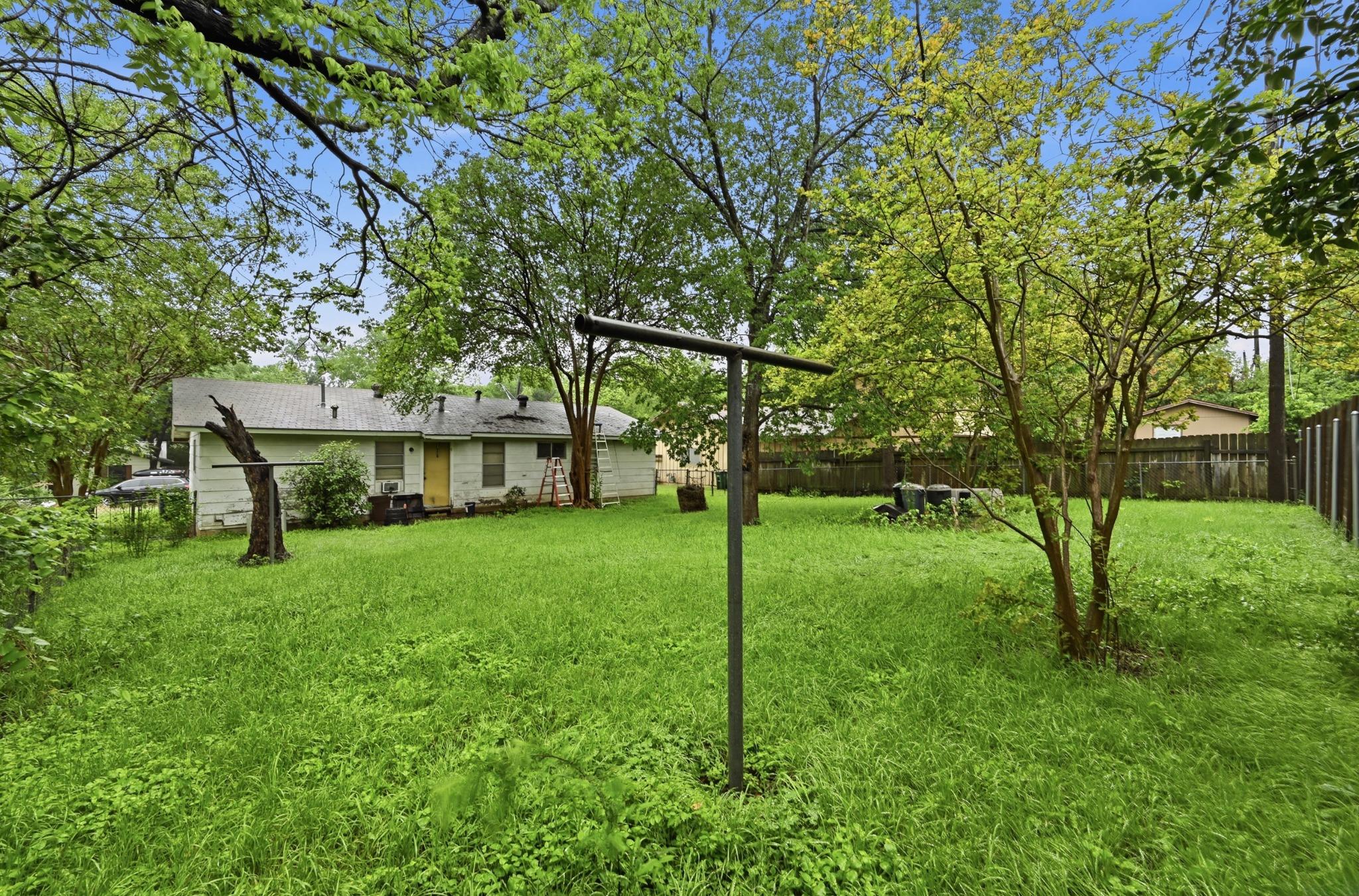 2702 Sherwood Ln, Austin, TX 78704