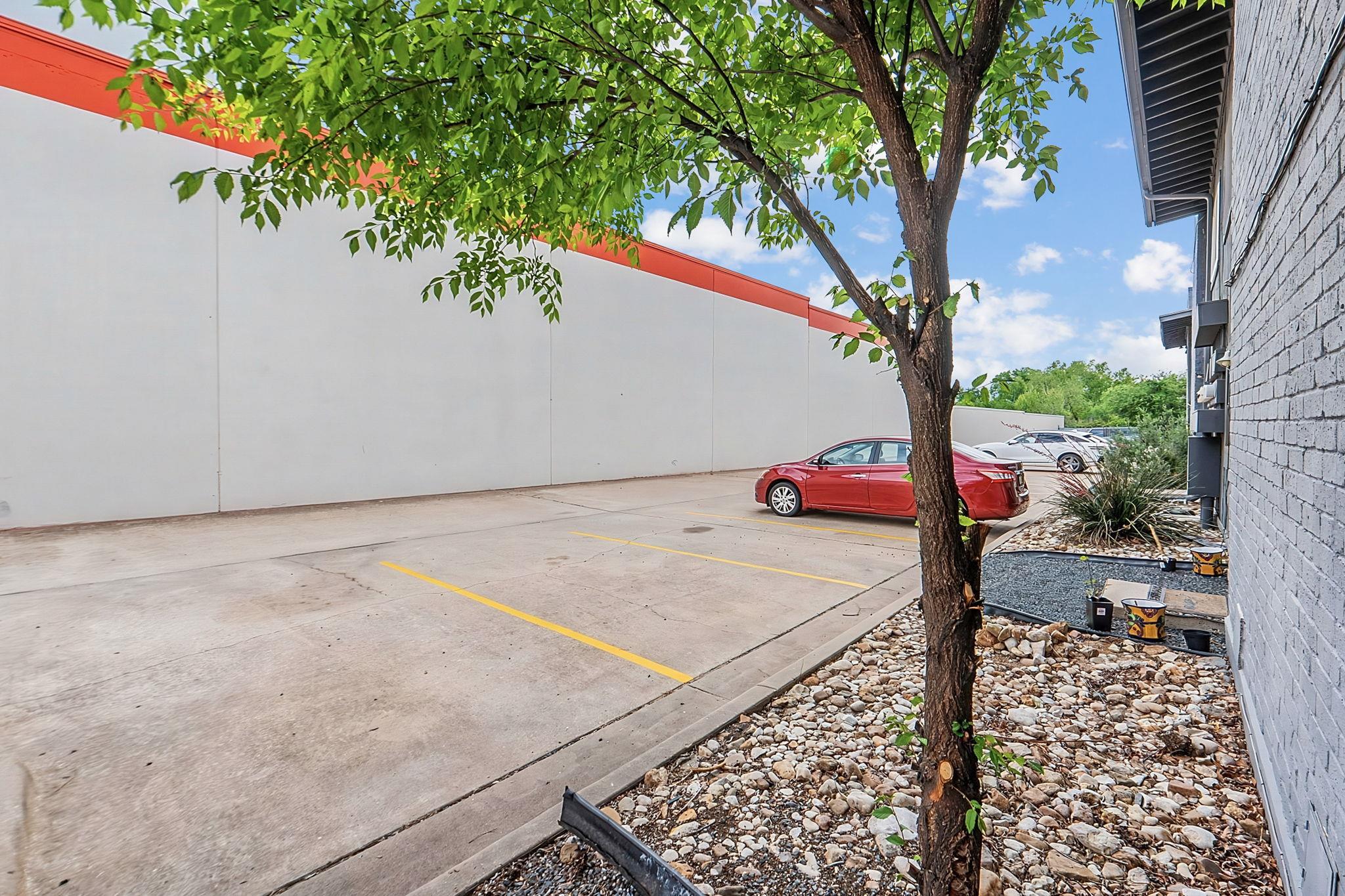 909 Reinli St # 118, Austin, TX 78751