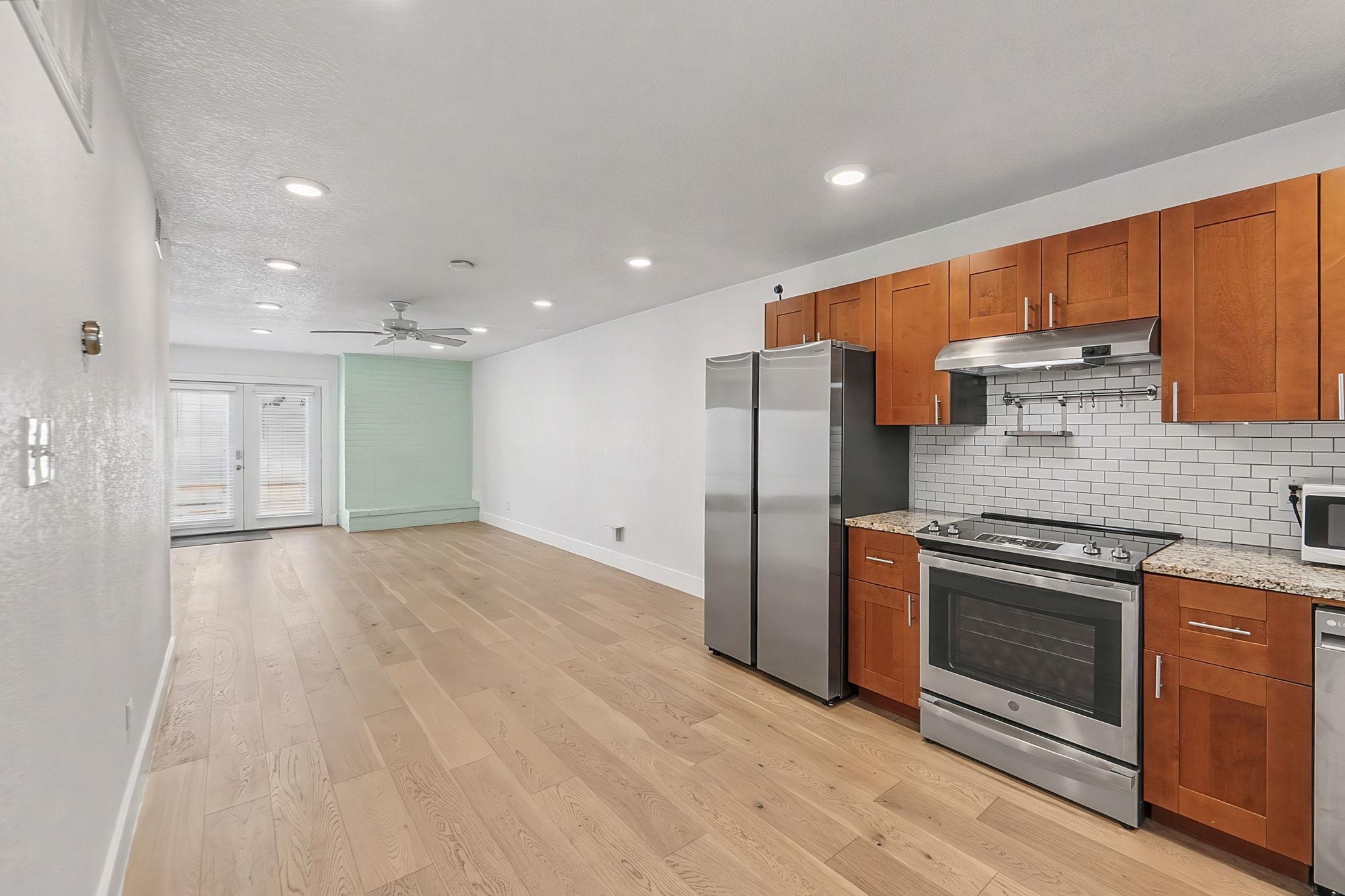 909 Reinli St # 118, Austin, TX 78751