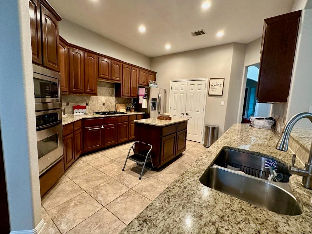 10024 Lisi Anne Dr, Austin, TX 78717