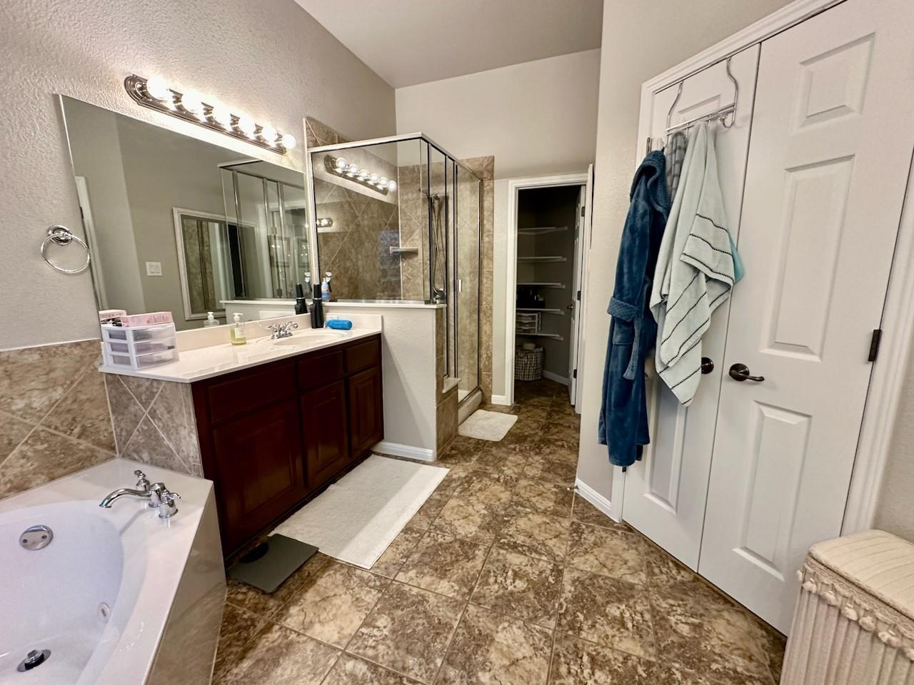 10024 Lisi Anne Dr, Austin, TX 78717