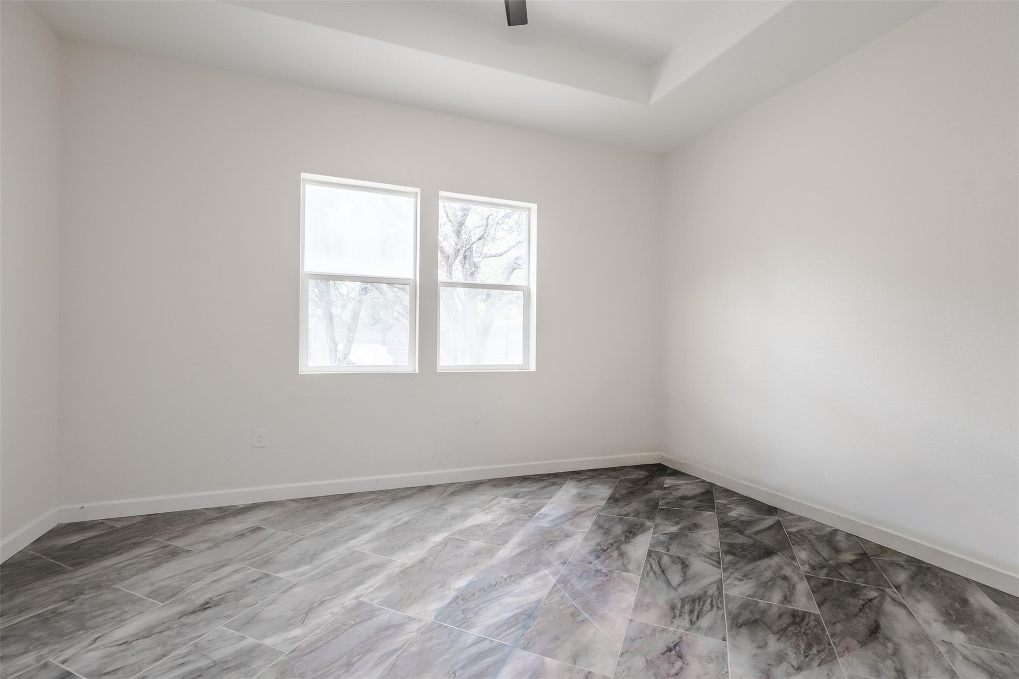 1354 OLD PIN OAK Rd, Paige, TX 78659