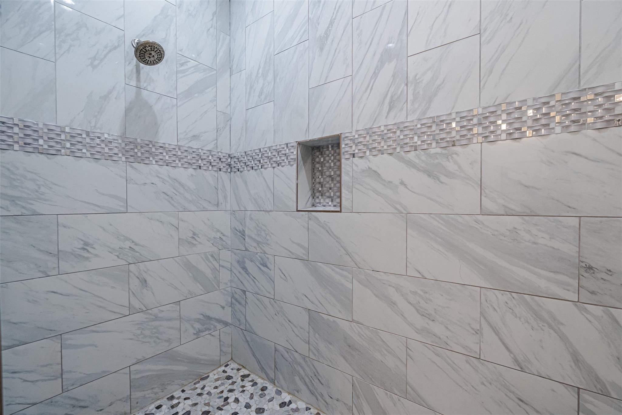 1354 OLD PIN OAK Rd, Paige, TX 78659