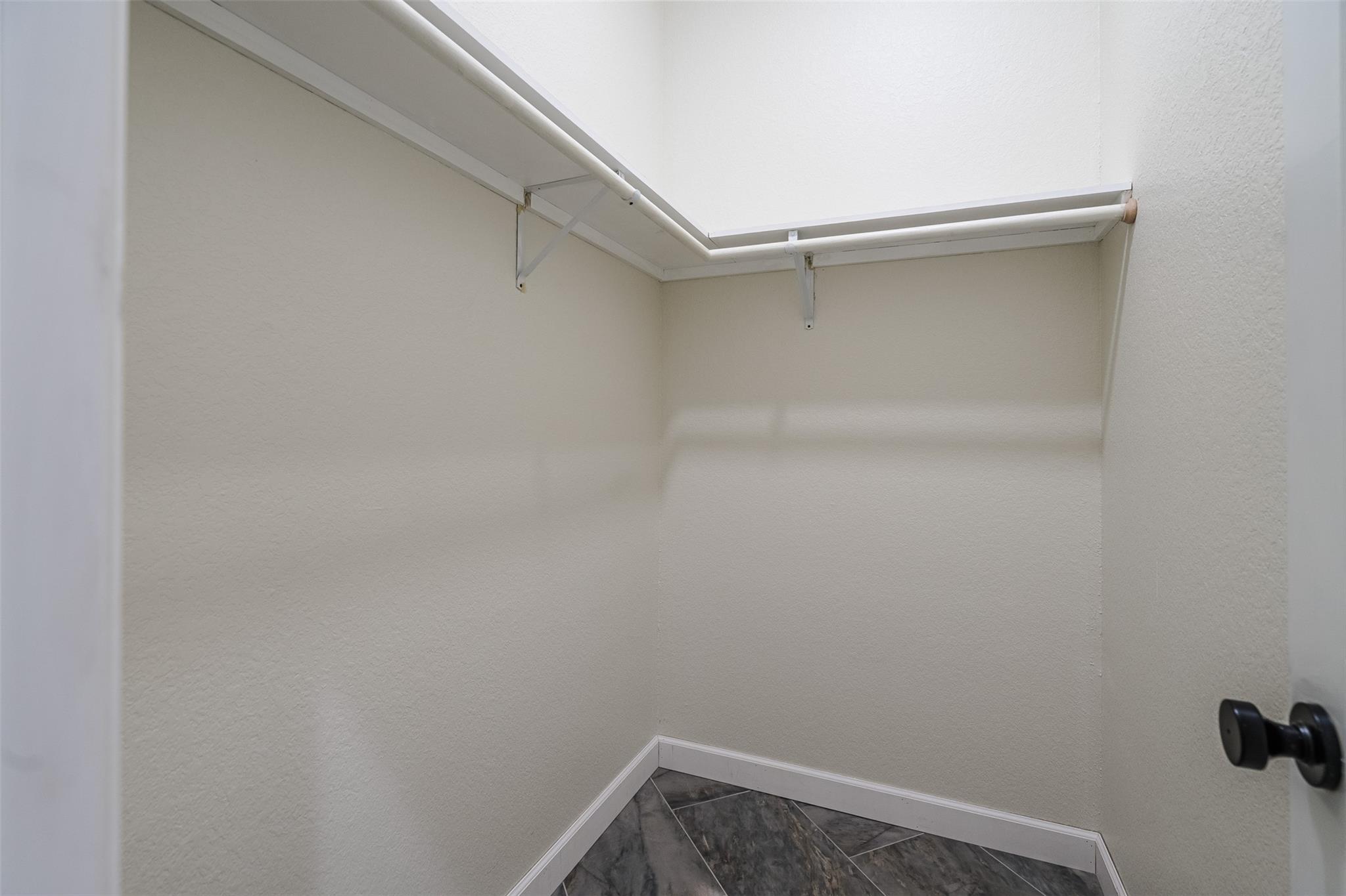 1354 OLD PIN OAK Rd, Paige, TX 78659