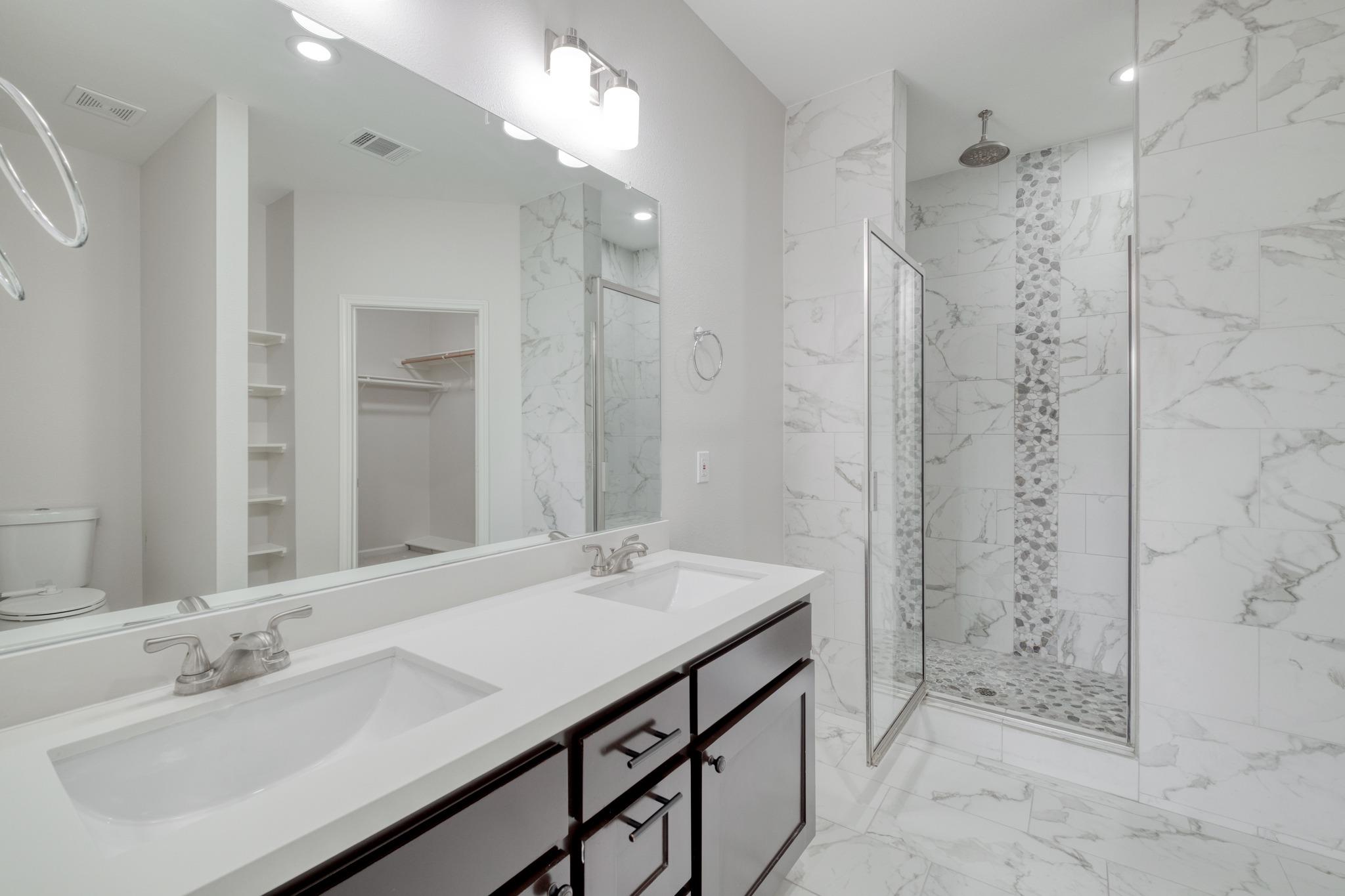 902 Fannin St, Lockhart, TX 78644