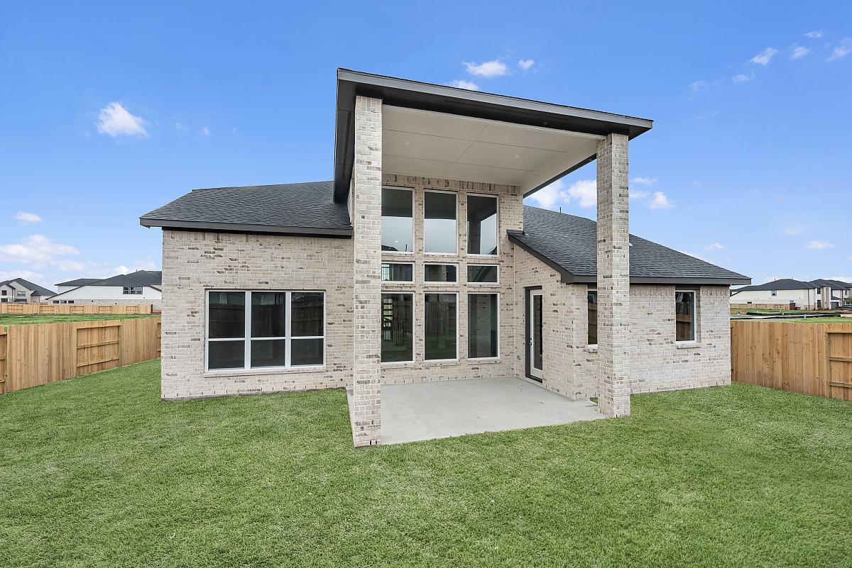 700 High Summit Dr, Georgetown, TX 78628