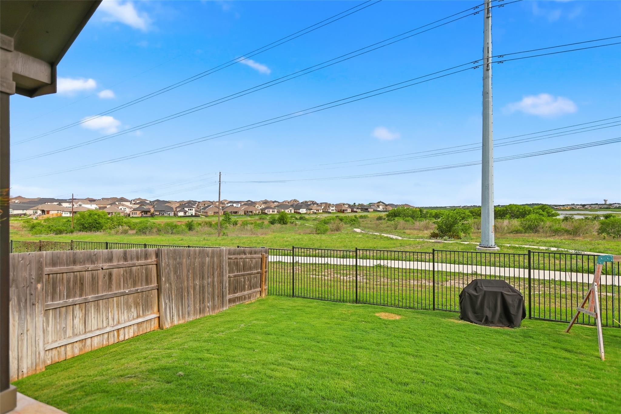 544 Cherrystone Loop, Buda, TX 78610