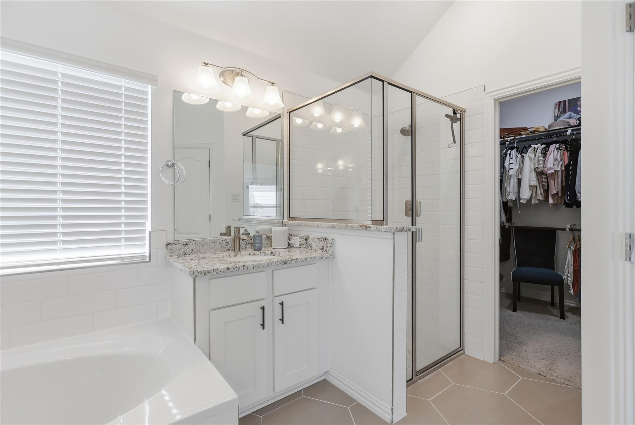 544 Cherrystone Loop, Buda, TX 78610