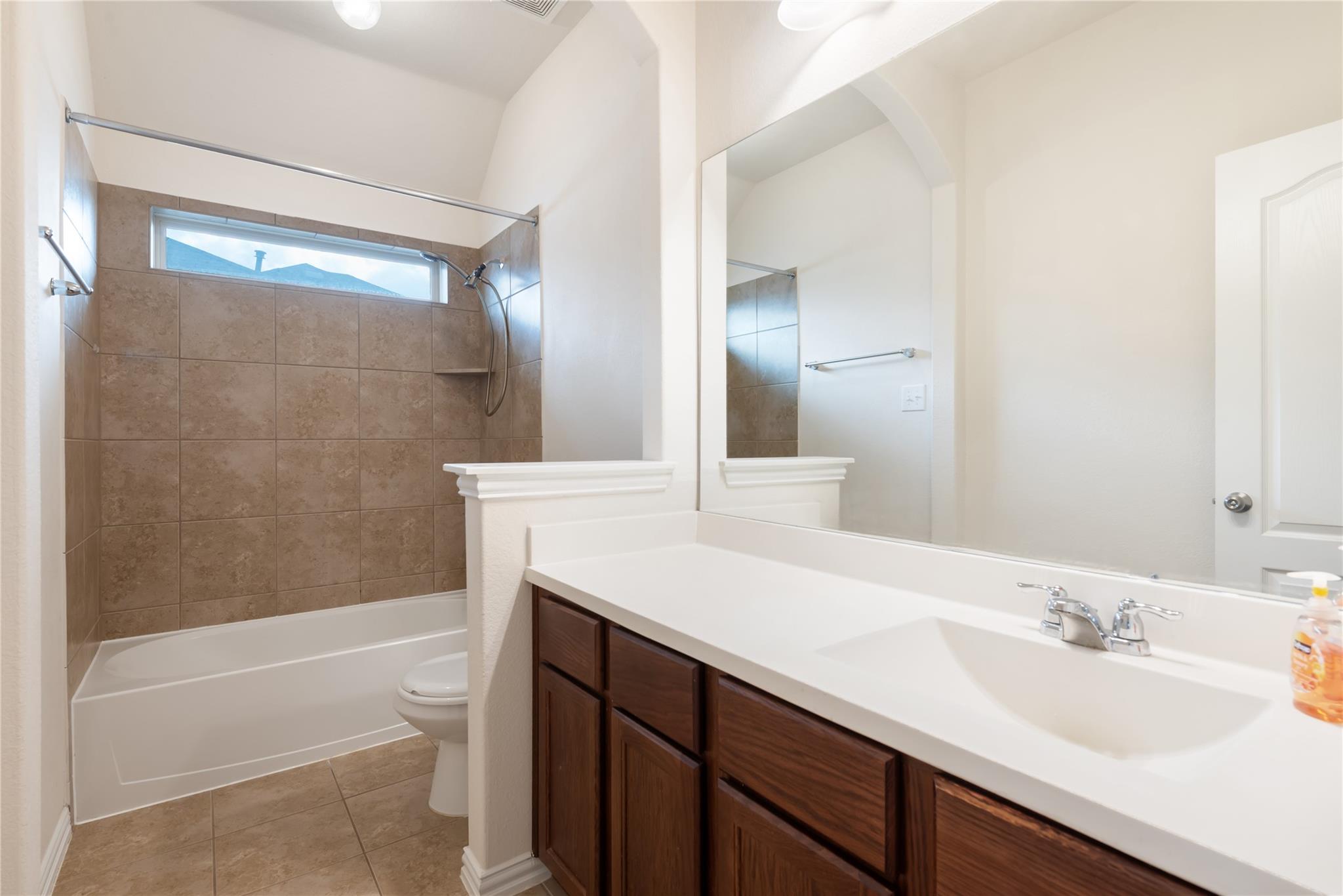 156 Banana St, Buda, TX 78610