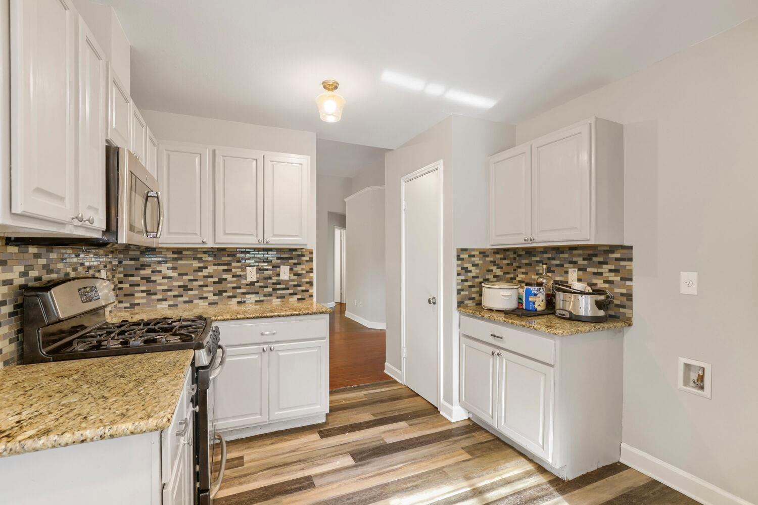 409 Kathleen Ln, Leander, TX 78641