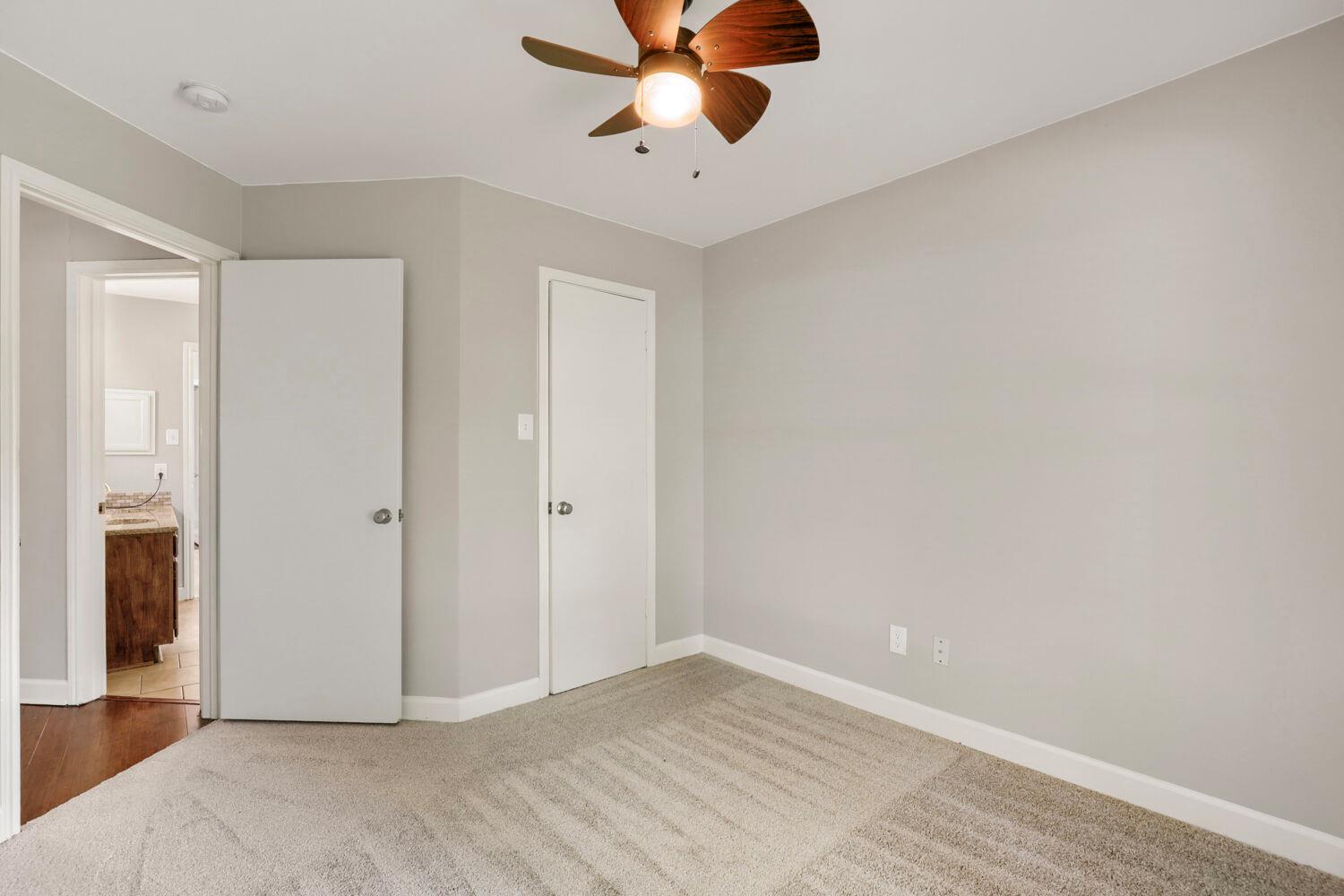 409 Kathleen Ln, Leander, TX 78641