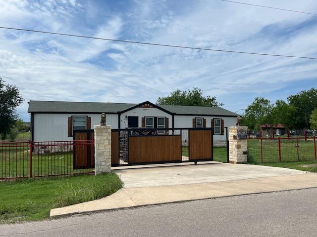 540 El Dorado Dr, Kyle, TX 78640