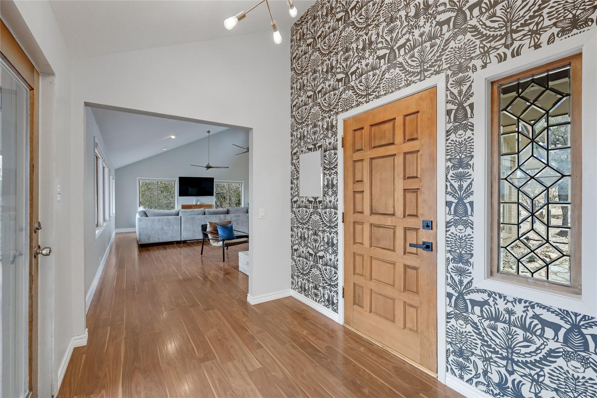 18205 Ridge Rd, Lago Vista, TX 78645